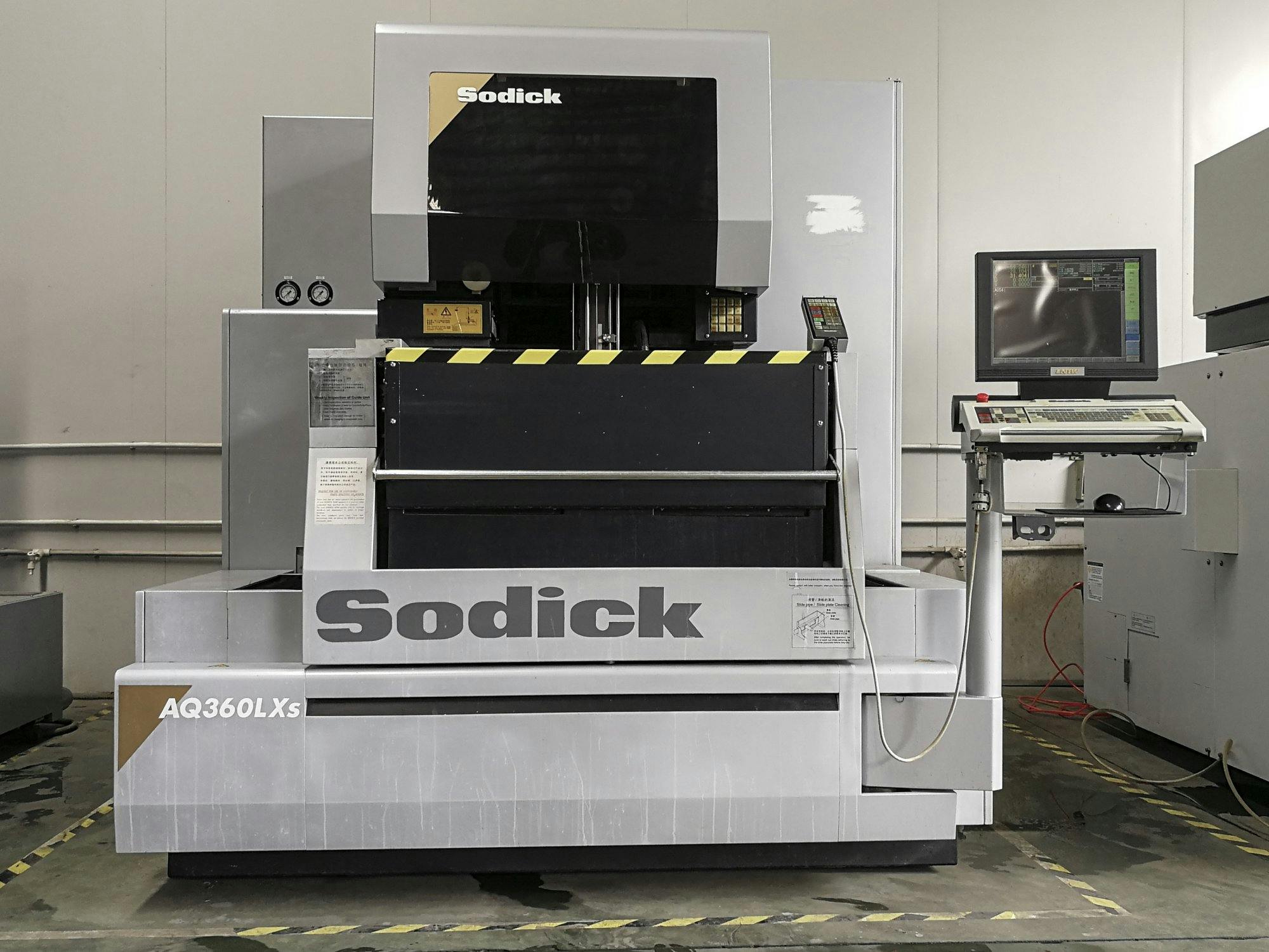 Front view of Sodick AQ360LXS Machine