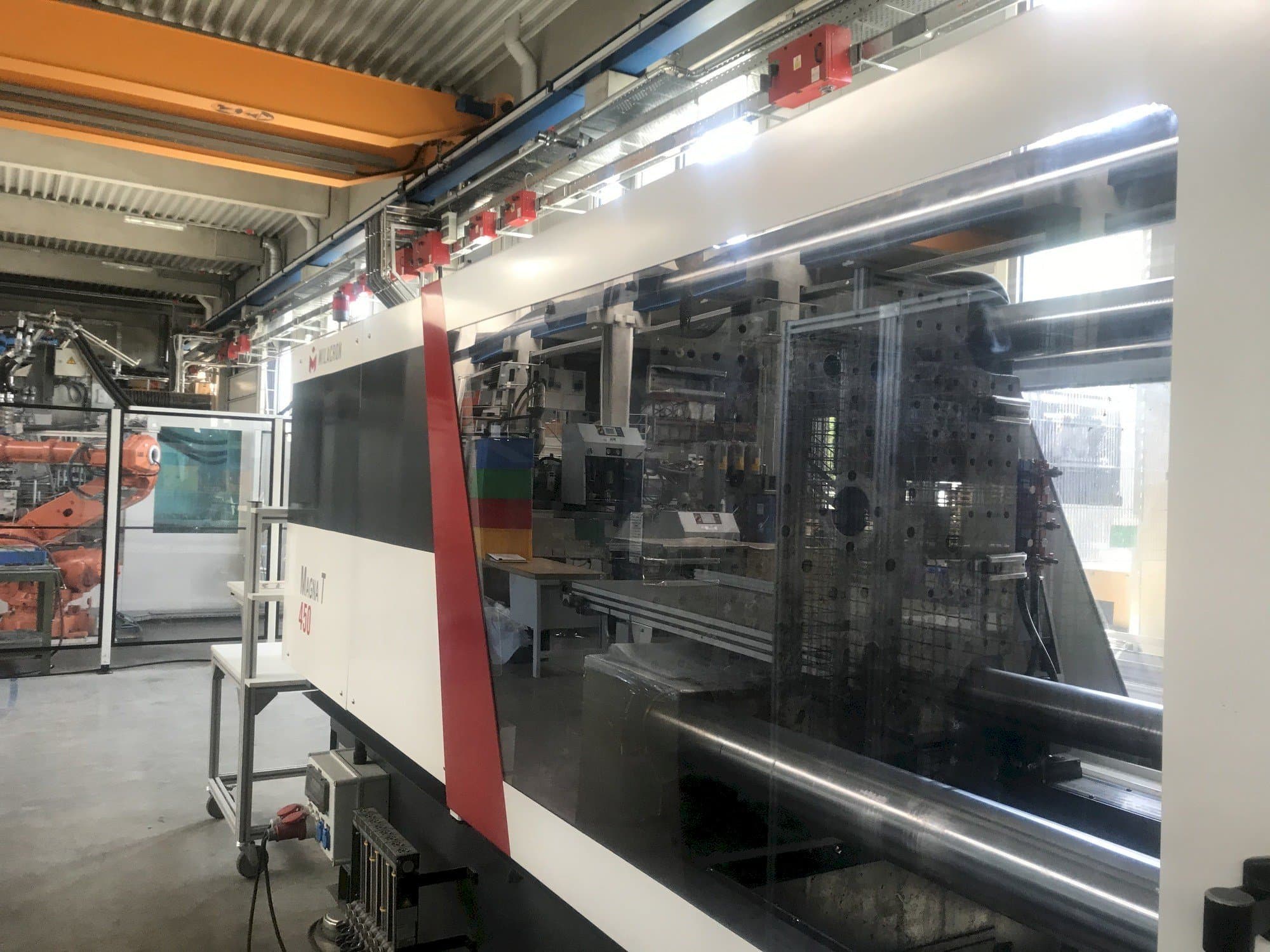 Front view of Ferromatik MTS 450-2290 machine