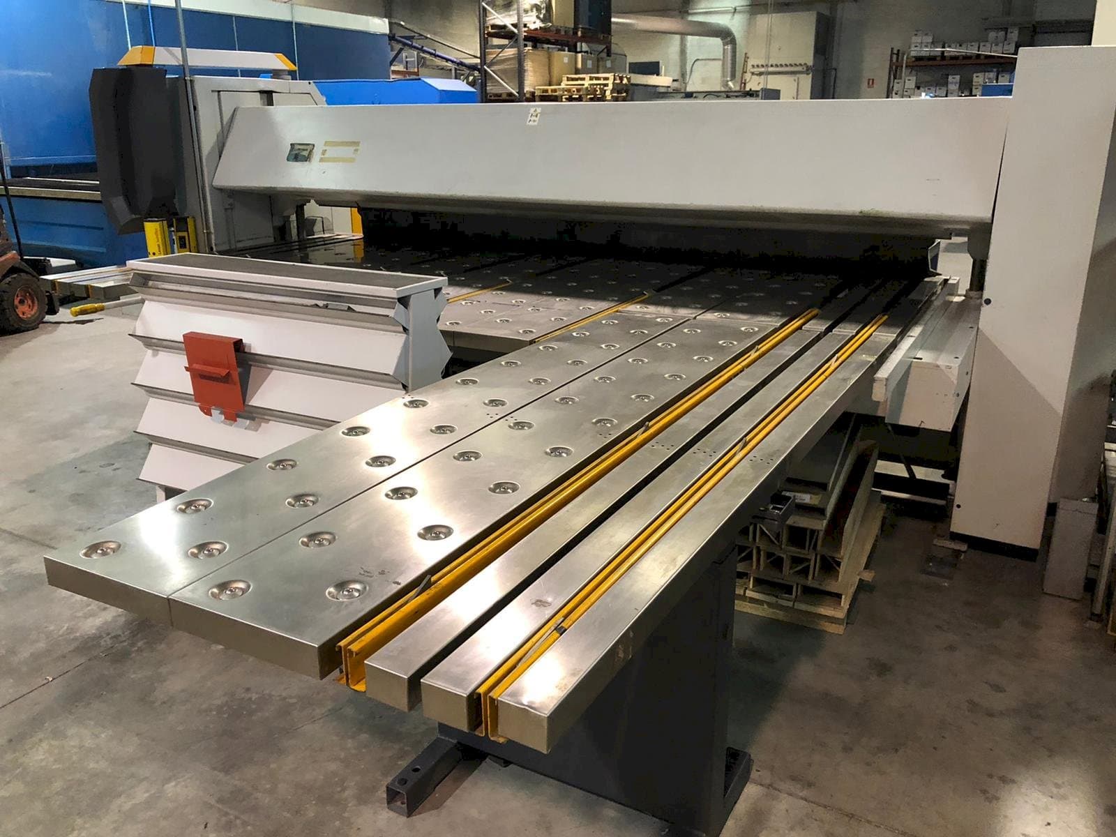 Front view of RAS Flexibend 73.30 machine