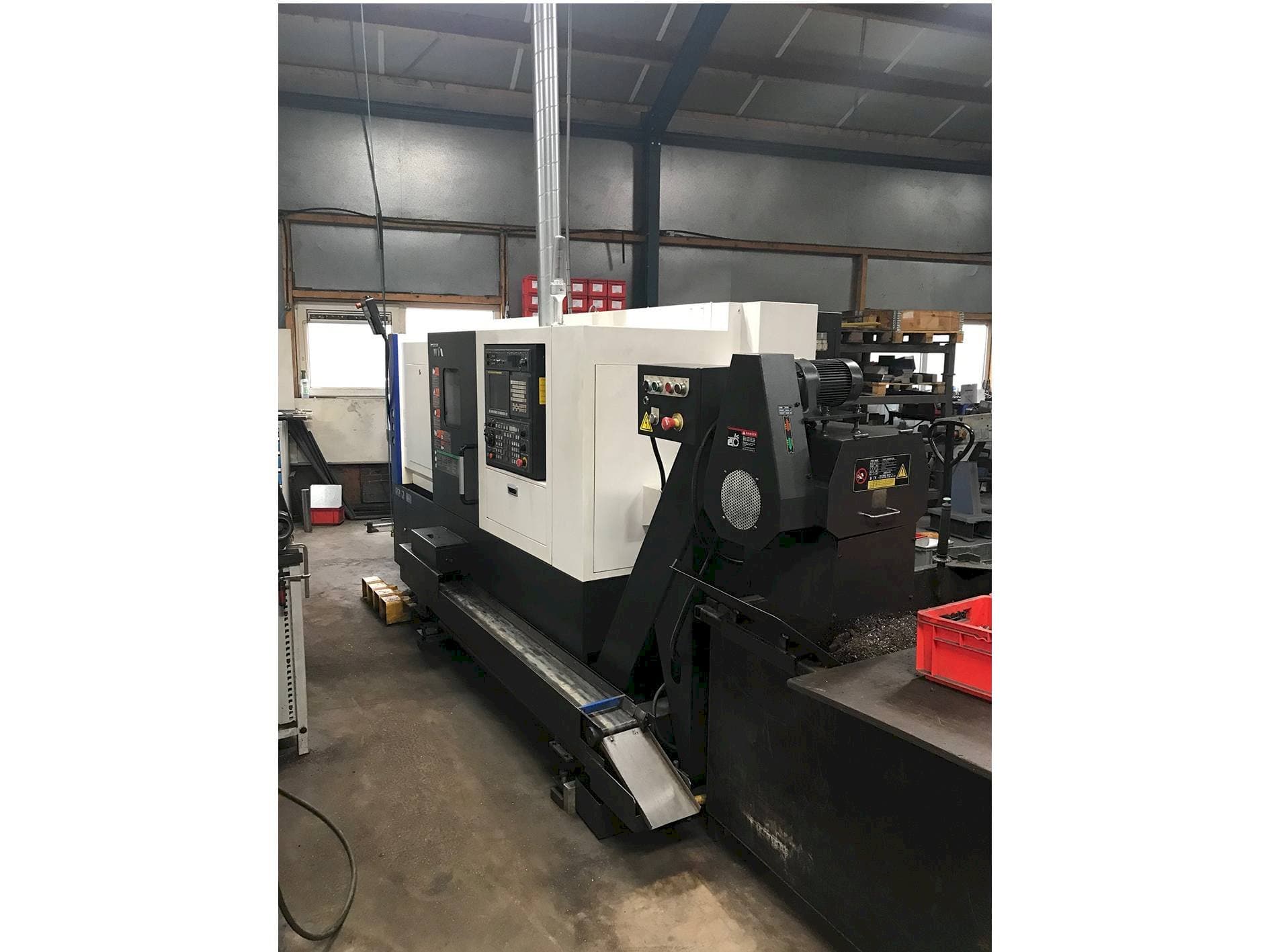 Front view of Hyundai Wia L230LMSA machine