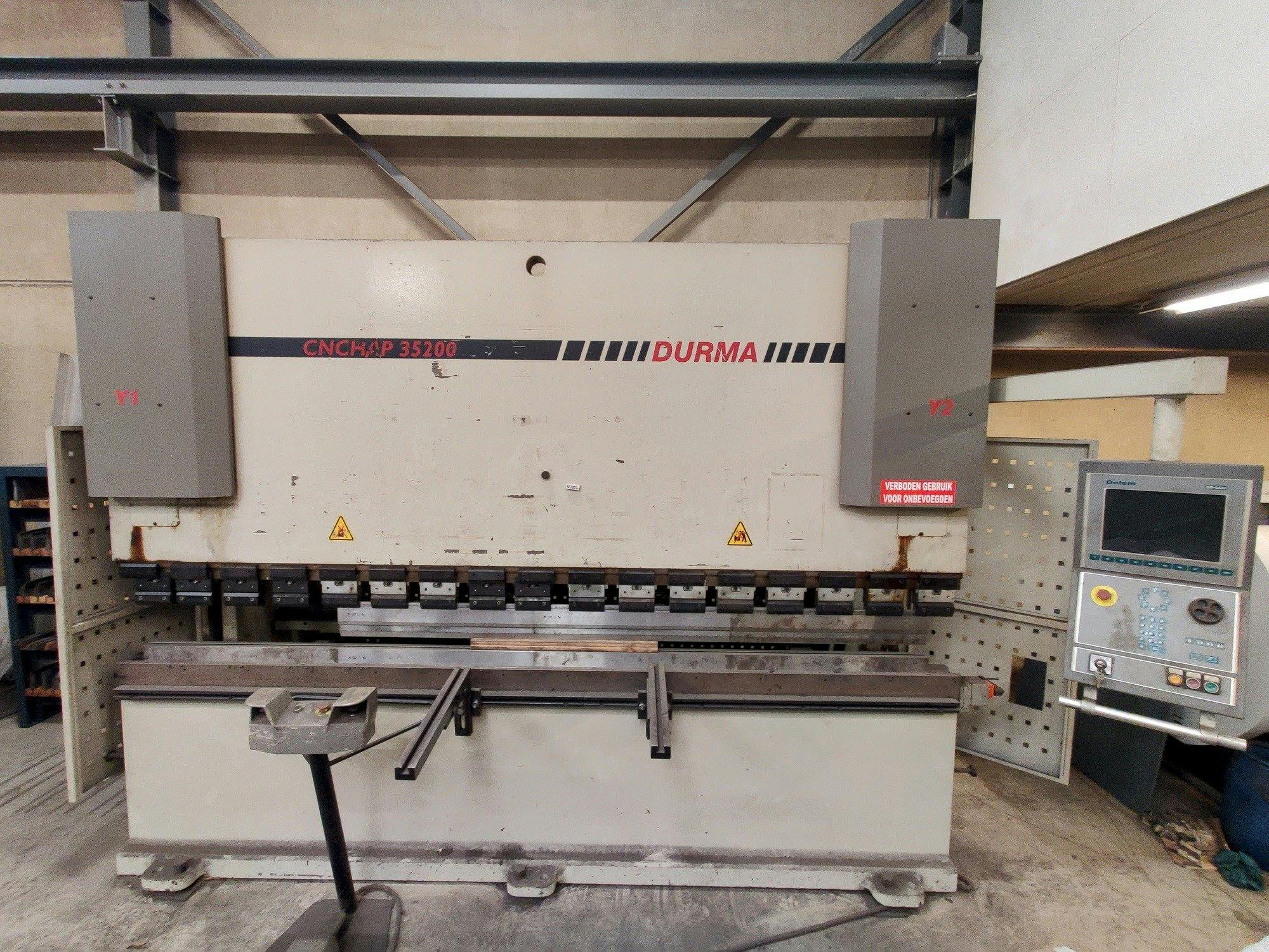 Front view of Durma CNC HAP 35200  machine