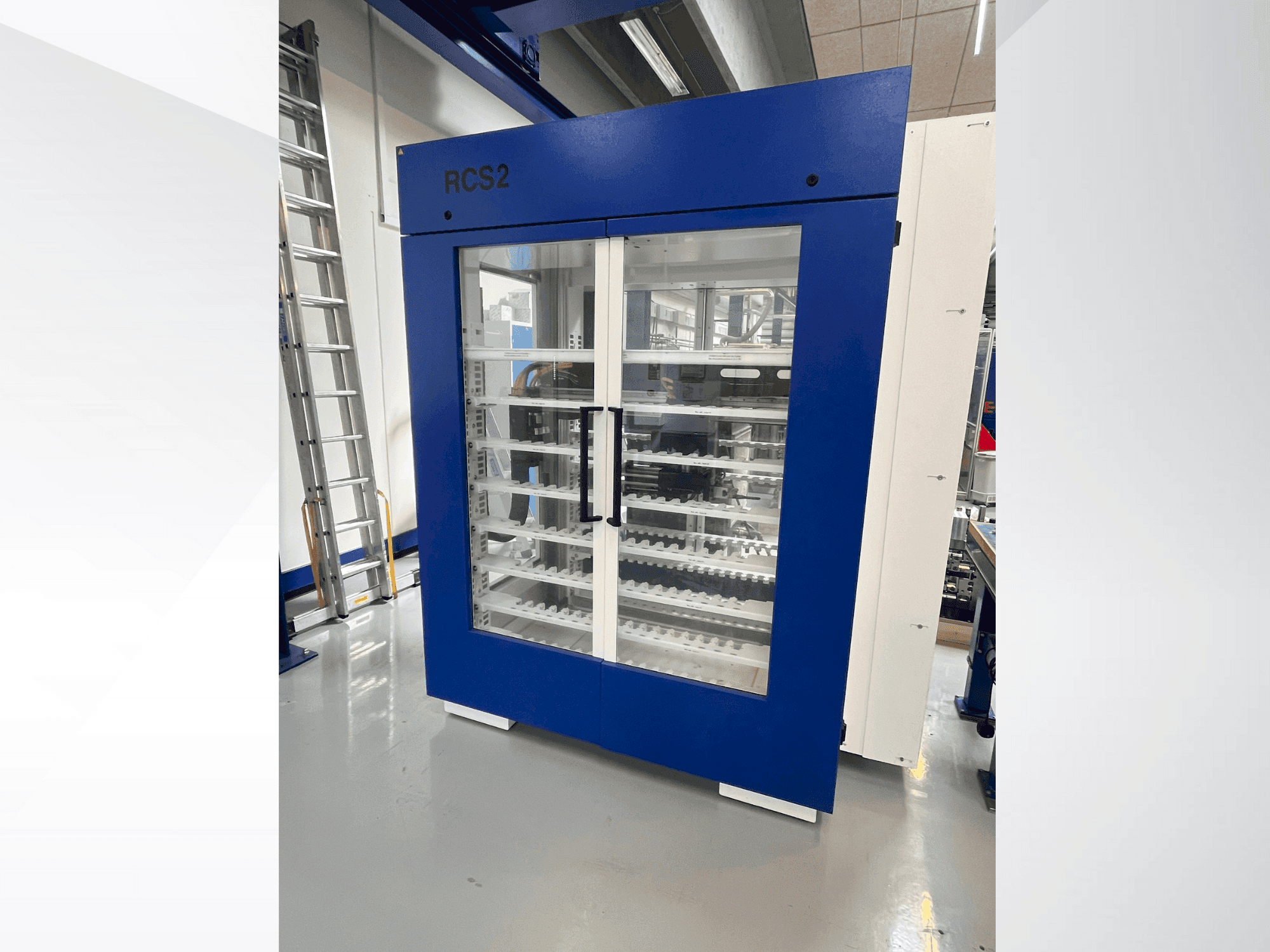 Side view of RÖDERS RCS2 machine