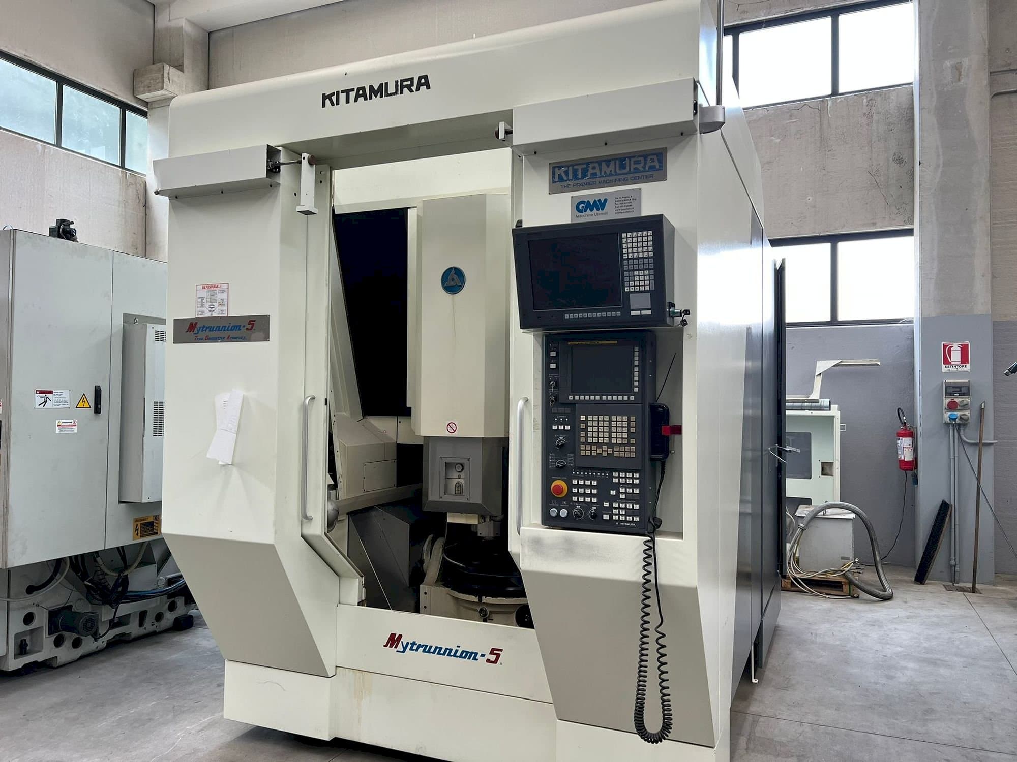 Front view of Kitamura Mytrunnion 5 machine
