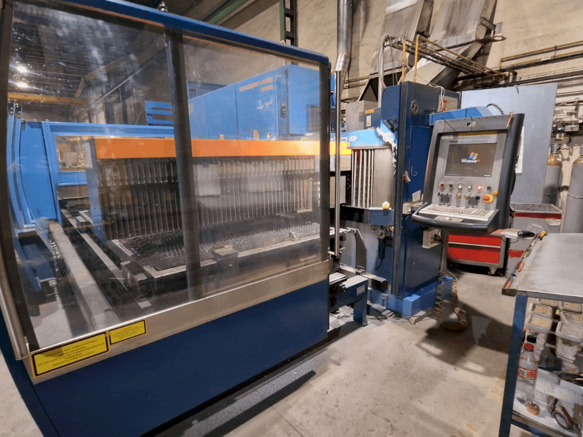 Front view of Prima Industrie PLATINO 1530 machine