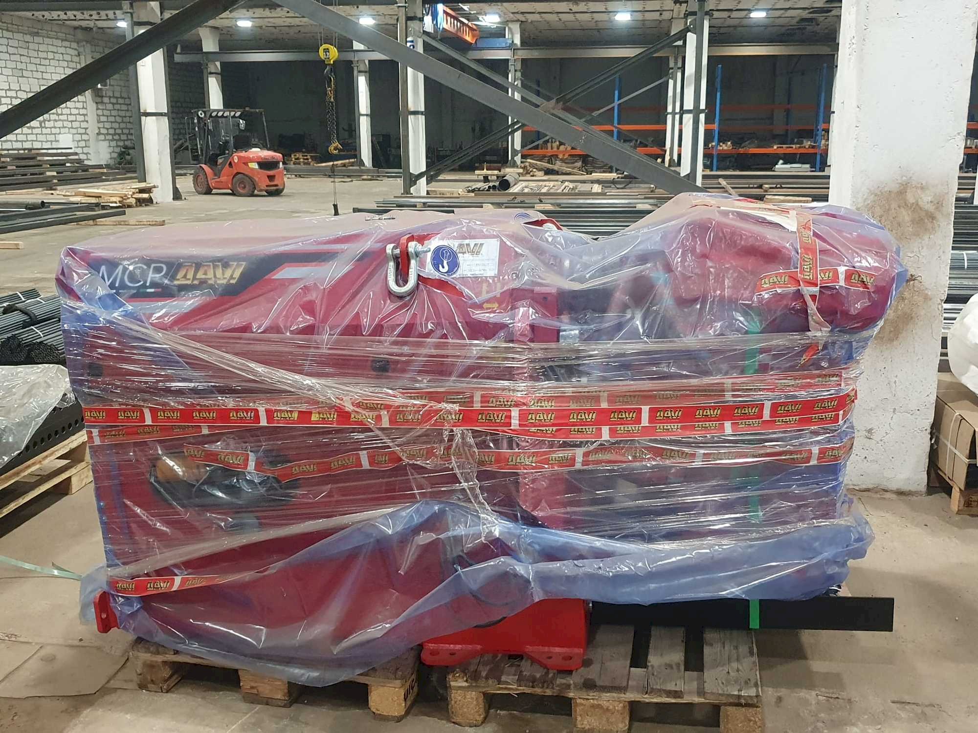 Front view of Davi MCP 9 machine