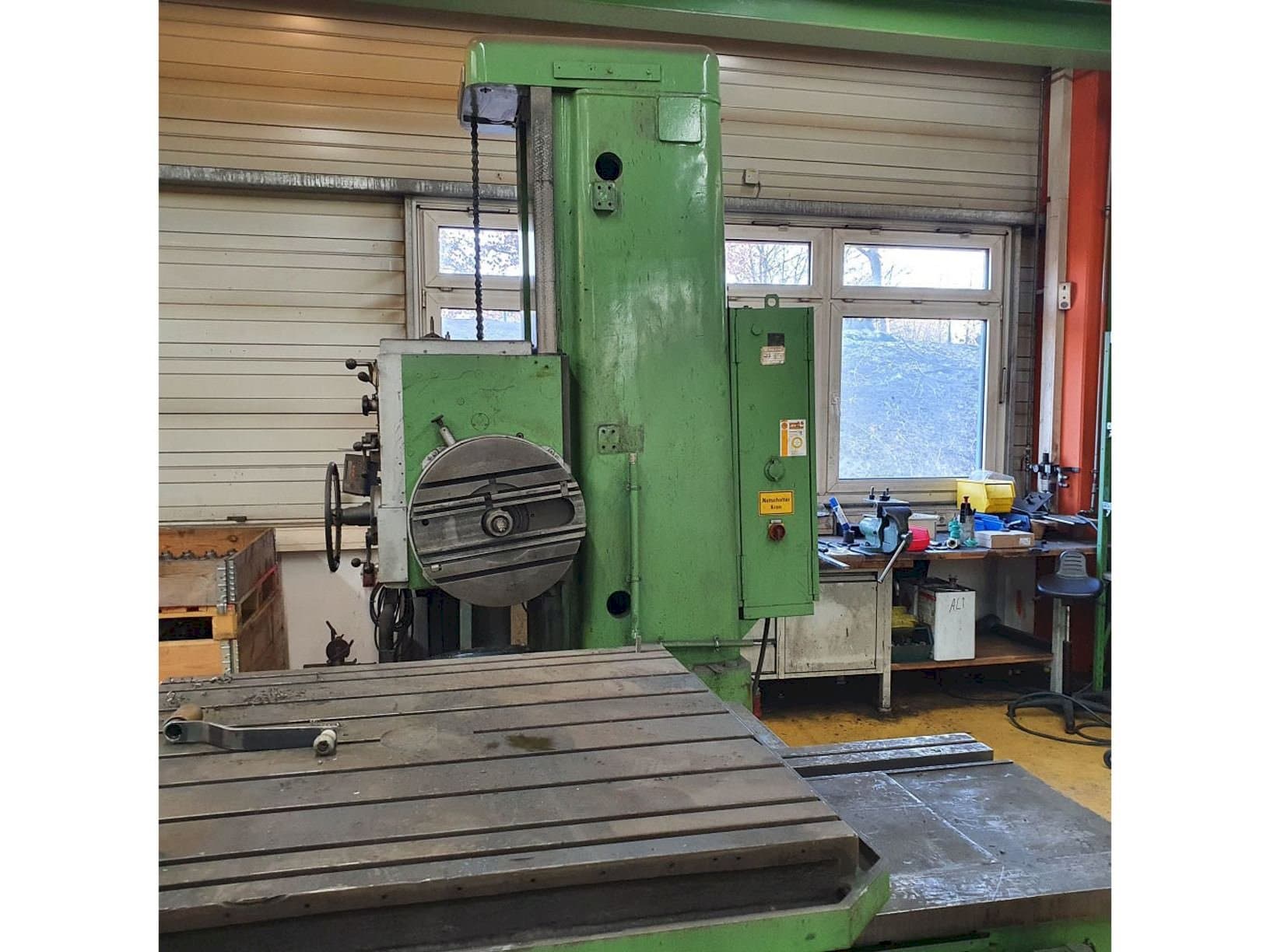 Front view of TOS Bohrwerk W 100 machine