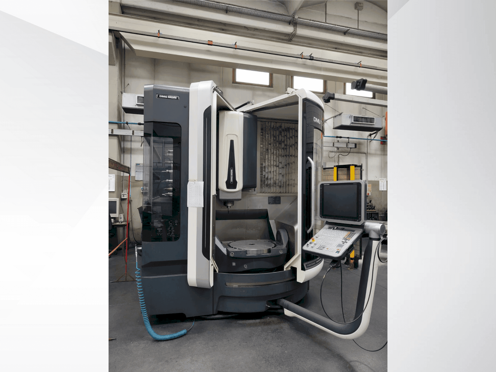 Front view of DMG MORI DMU 75 Monoblock machine