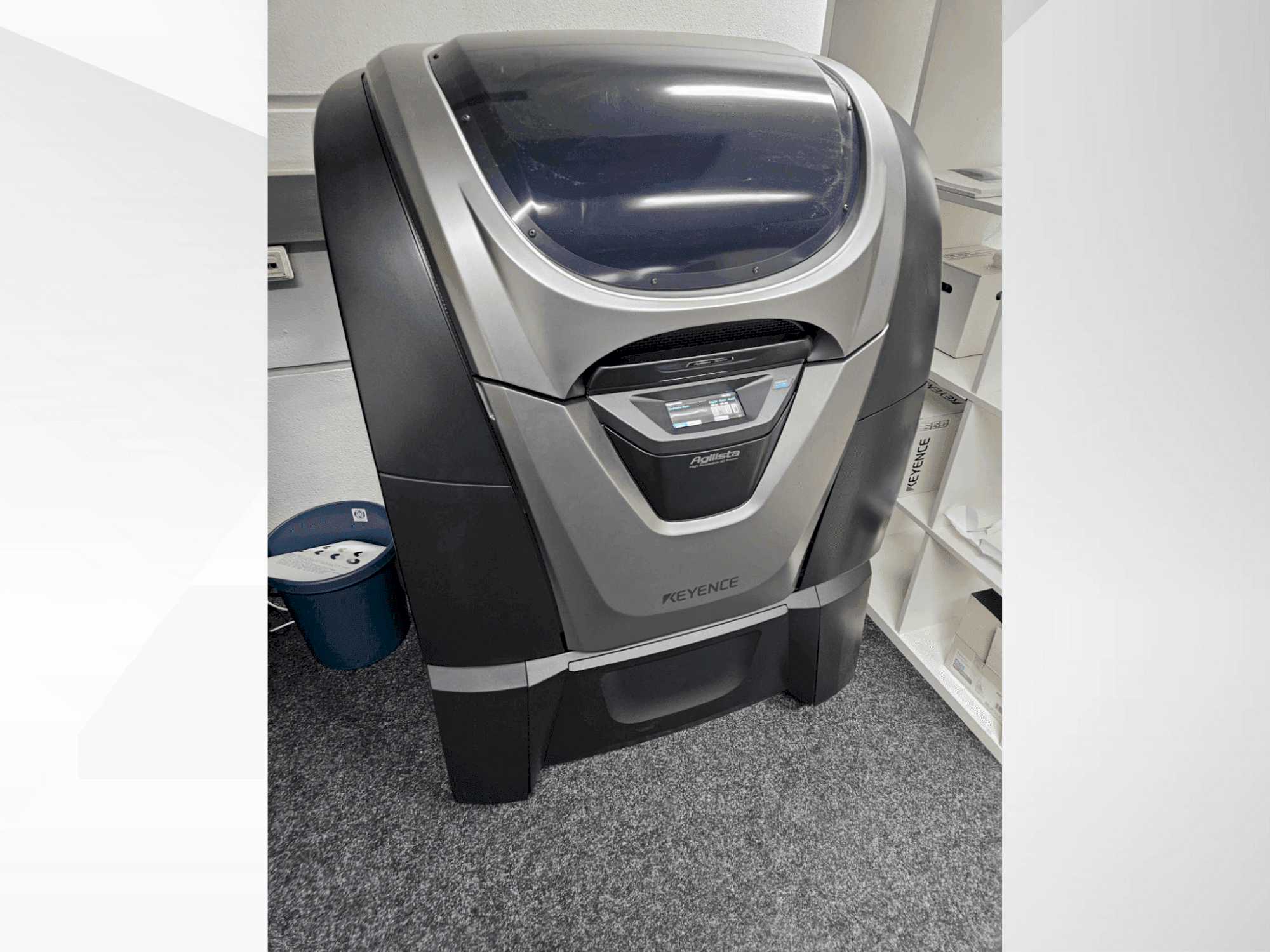 Front view of KEYENCE Agilista 3200 W  machine