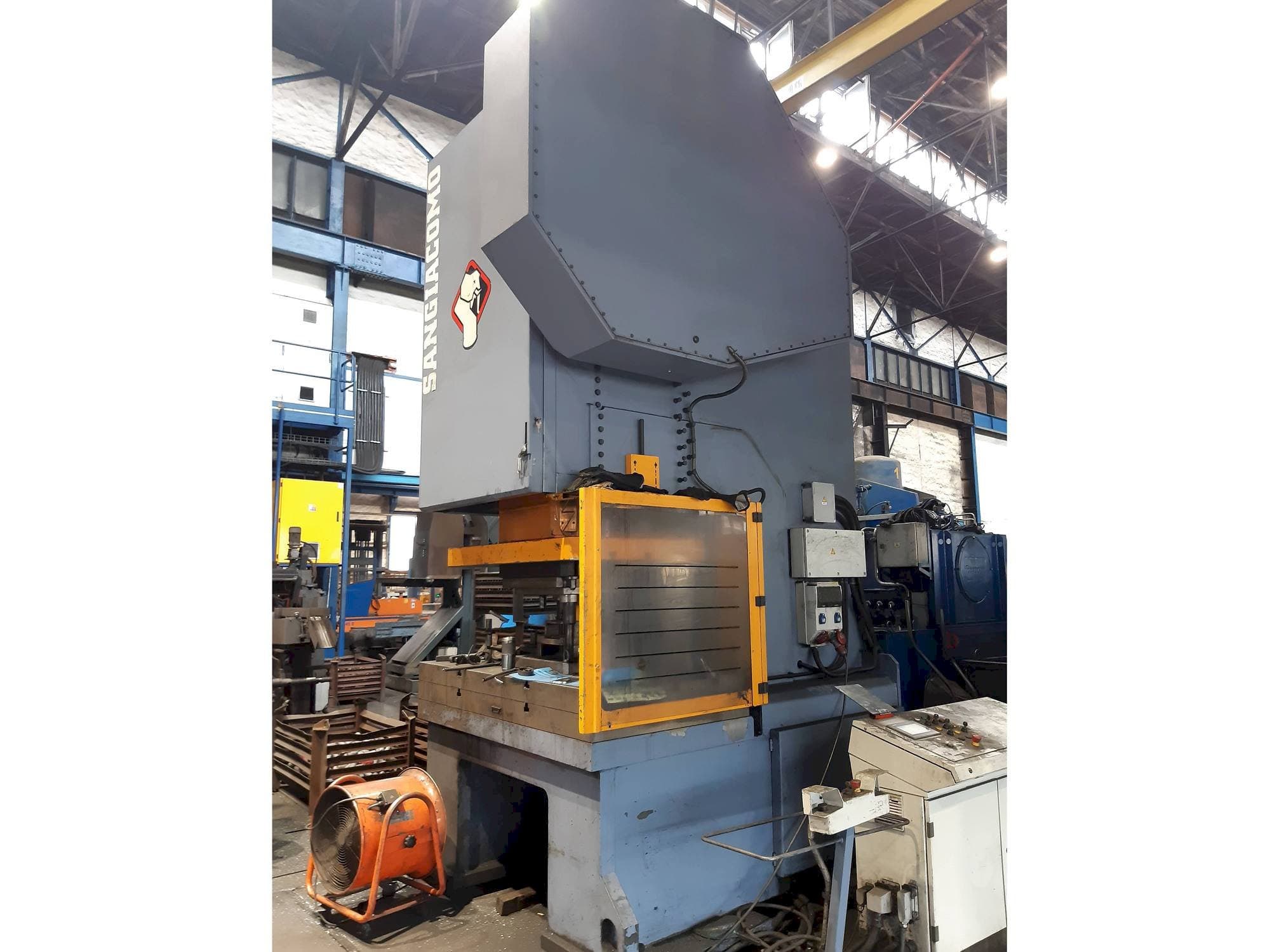 Front view of Sangiacomo T.450 RCE machine