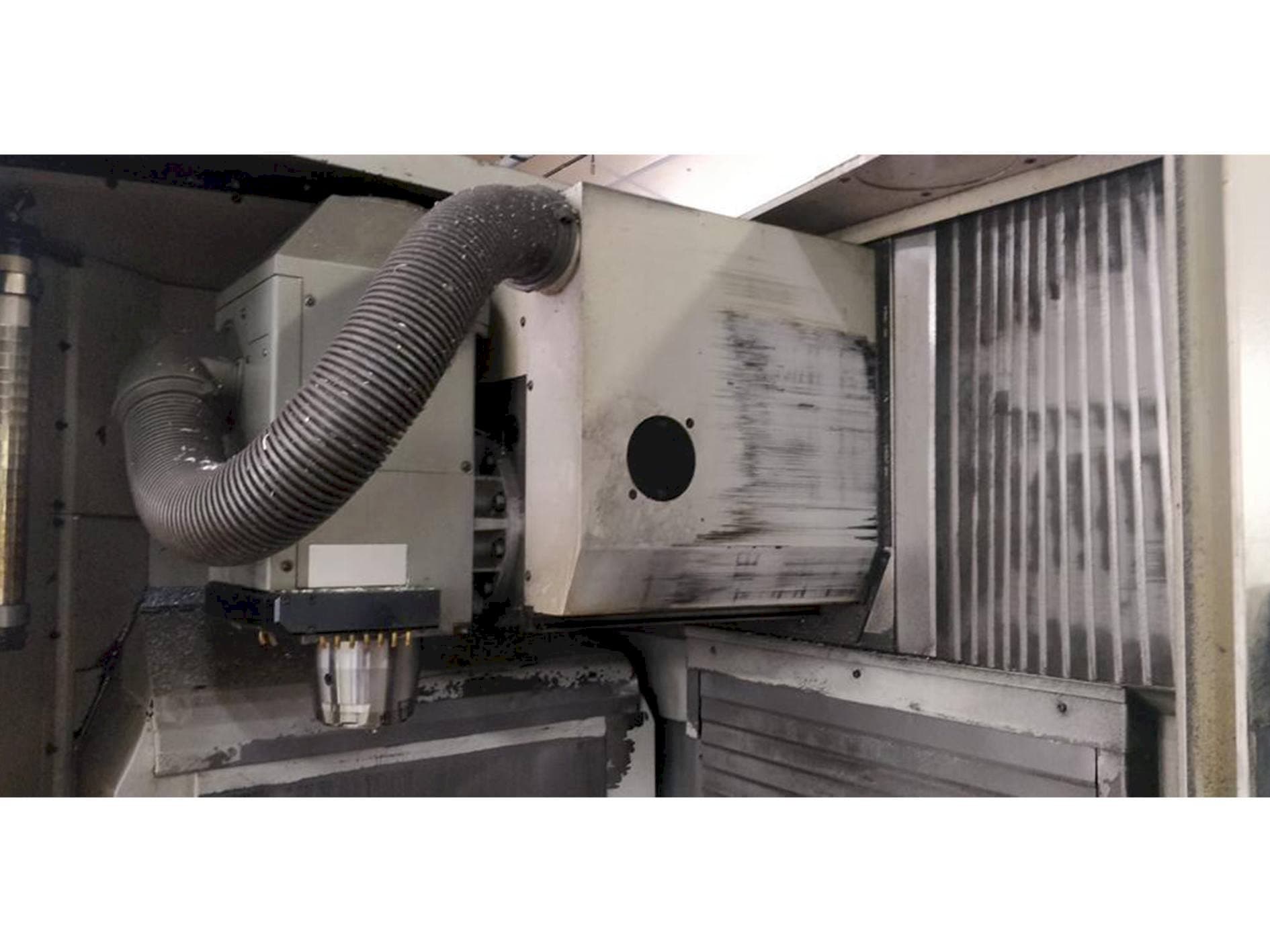 Front view of DECKEL MAHO (DMG) Type DMU 60 T machine