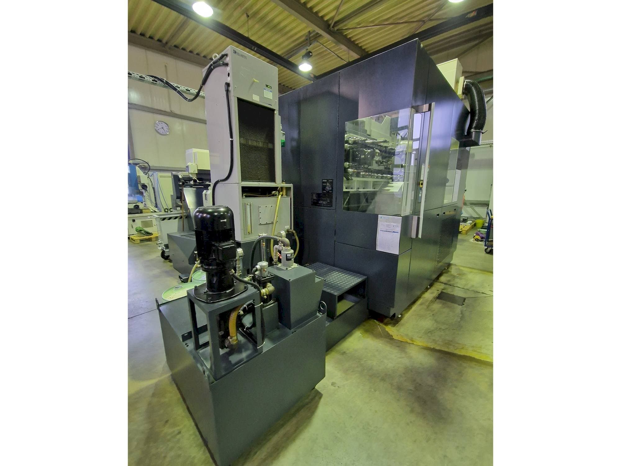 Front view of Makino F9  machine
