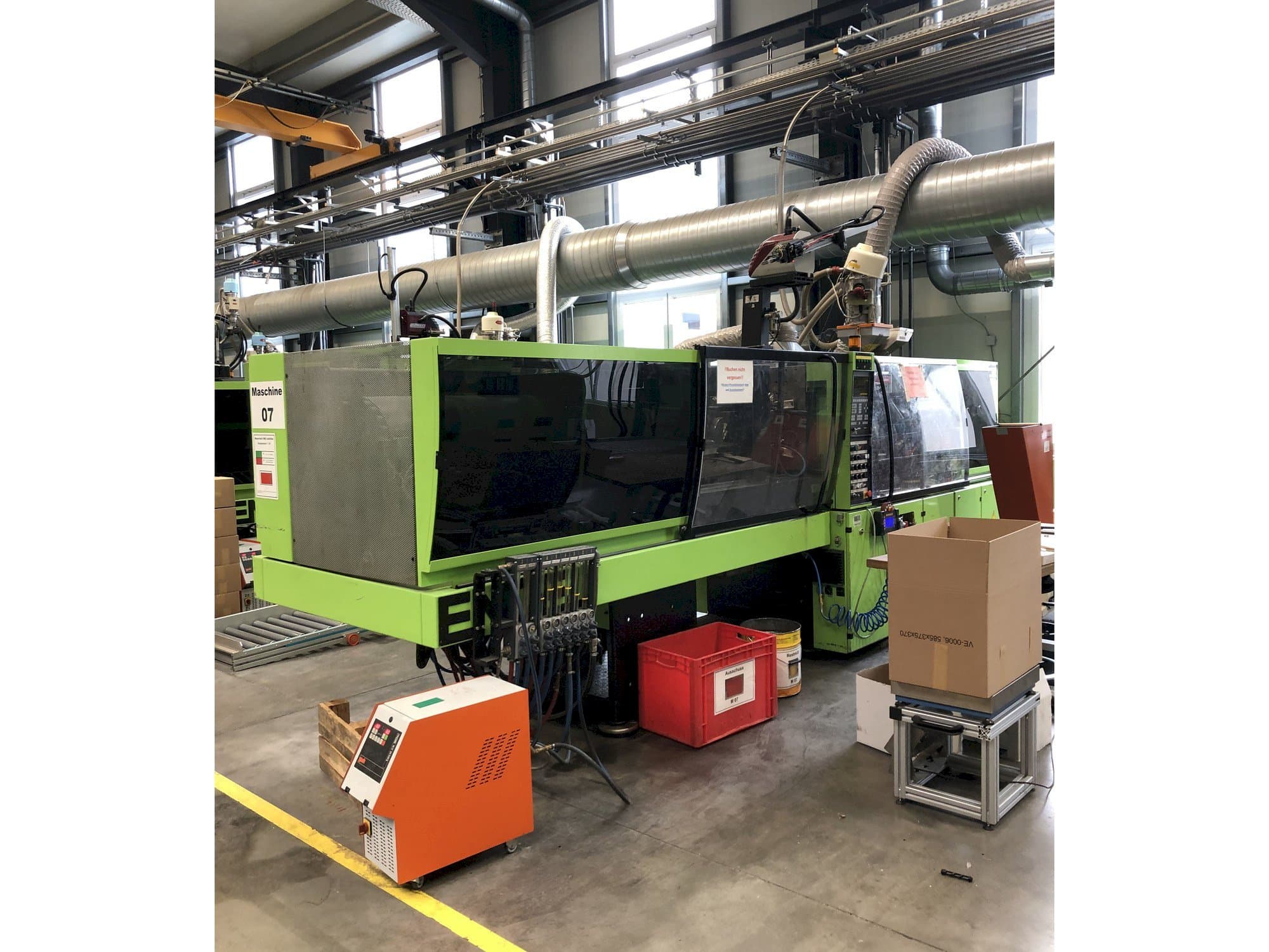 Front view of Engel ES 1050 / 150 HL  machine