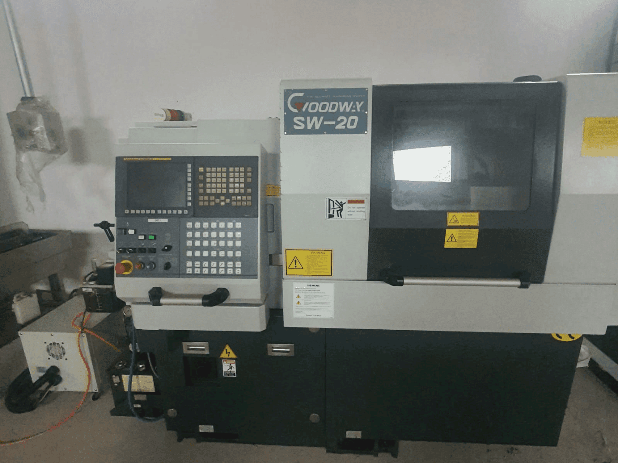 Front view of Goodway SW-20 machine