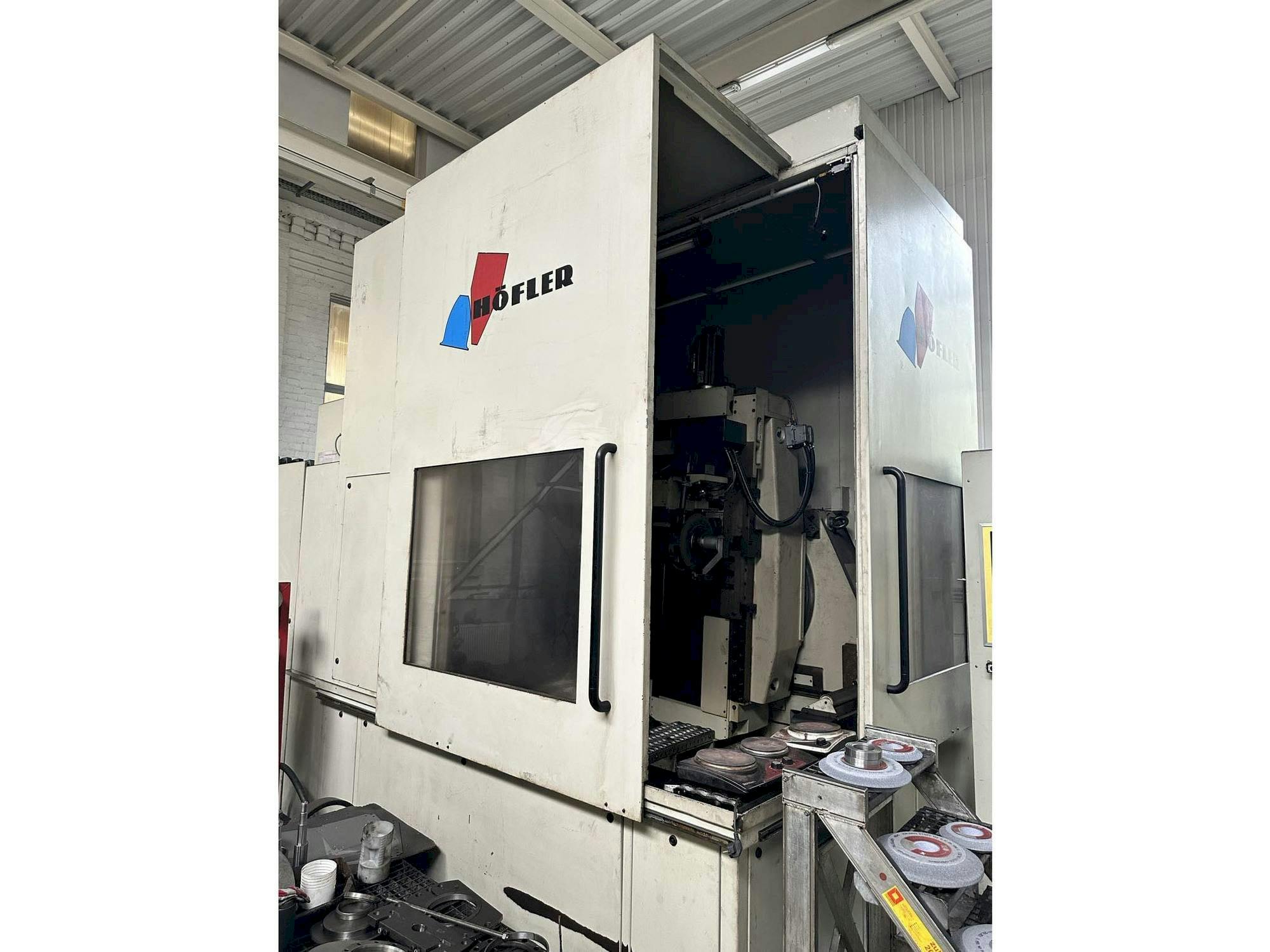 Front view of HOFLER NOVA CNC 1000  machine