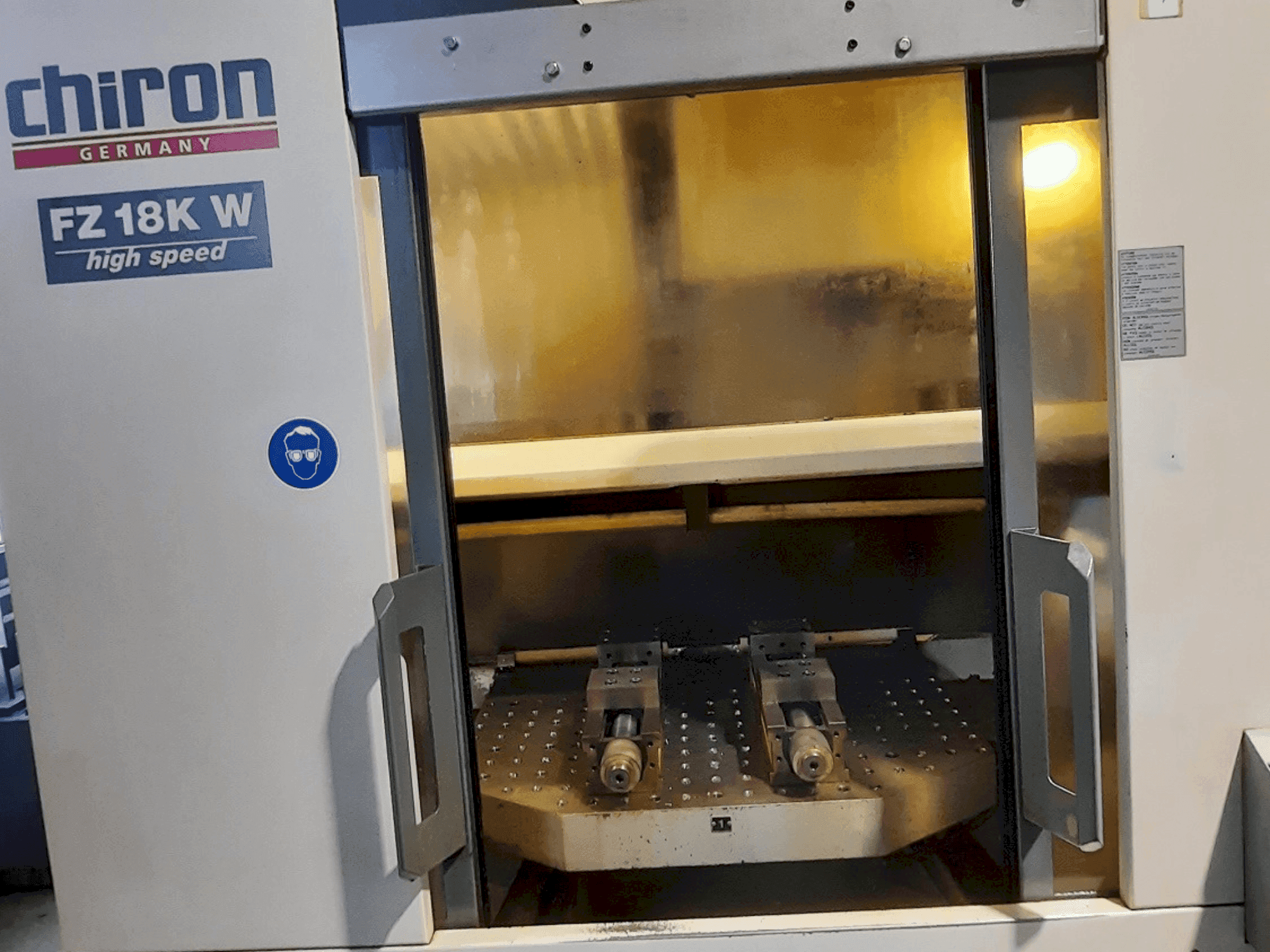 Front view of CHIRON FZ 18 KW  machine