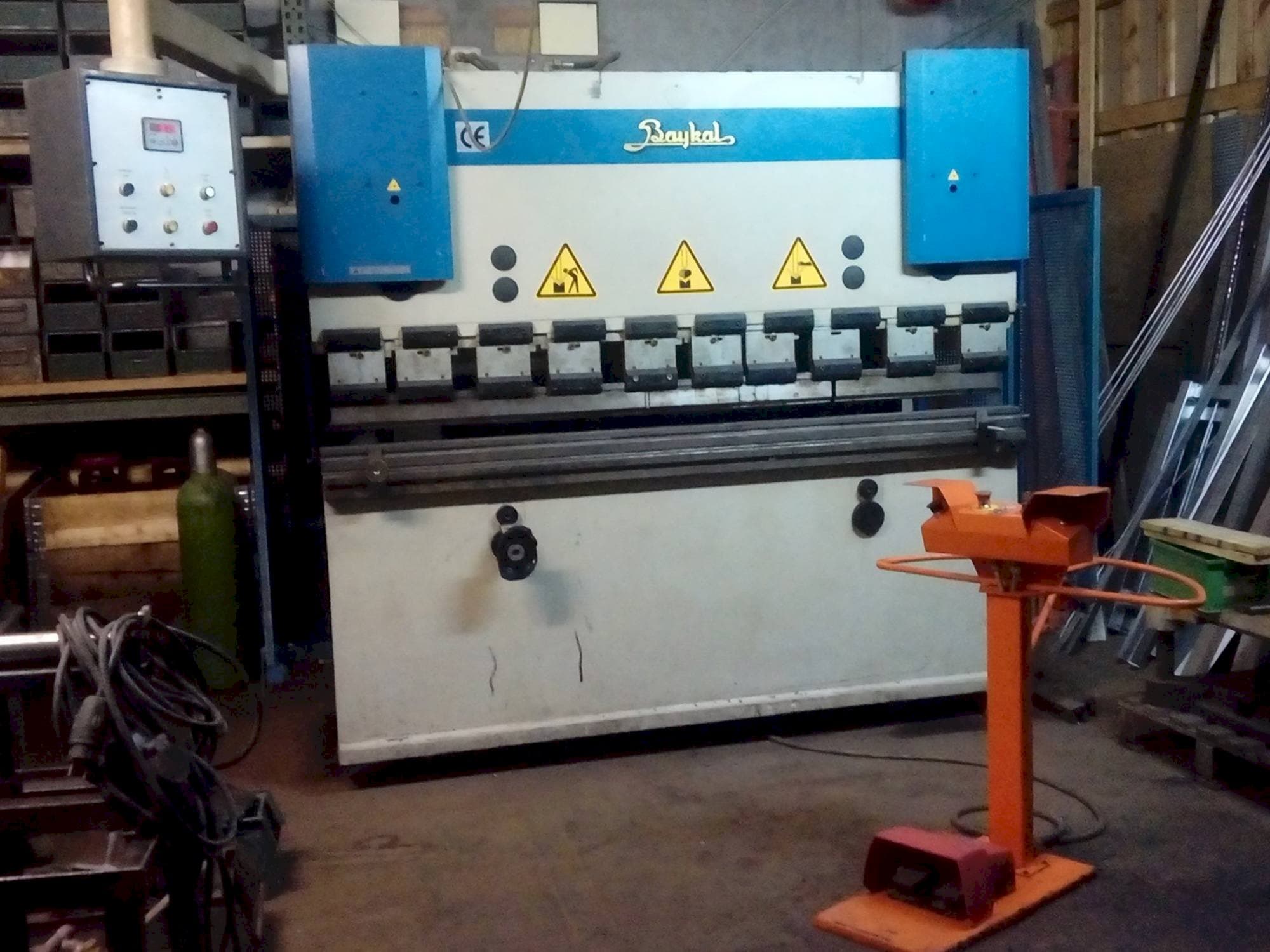 Front view of Baykal APH-2103/40  machine