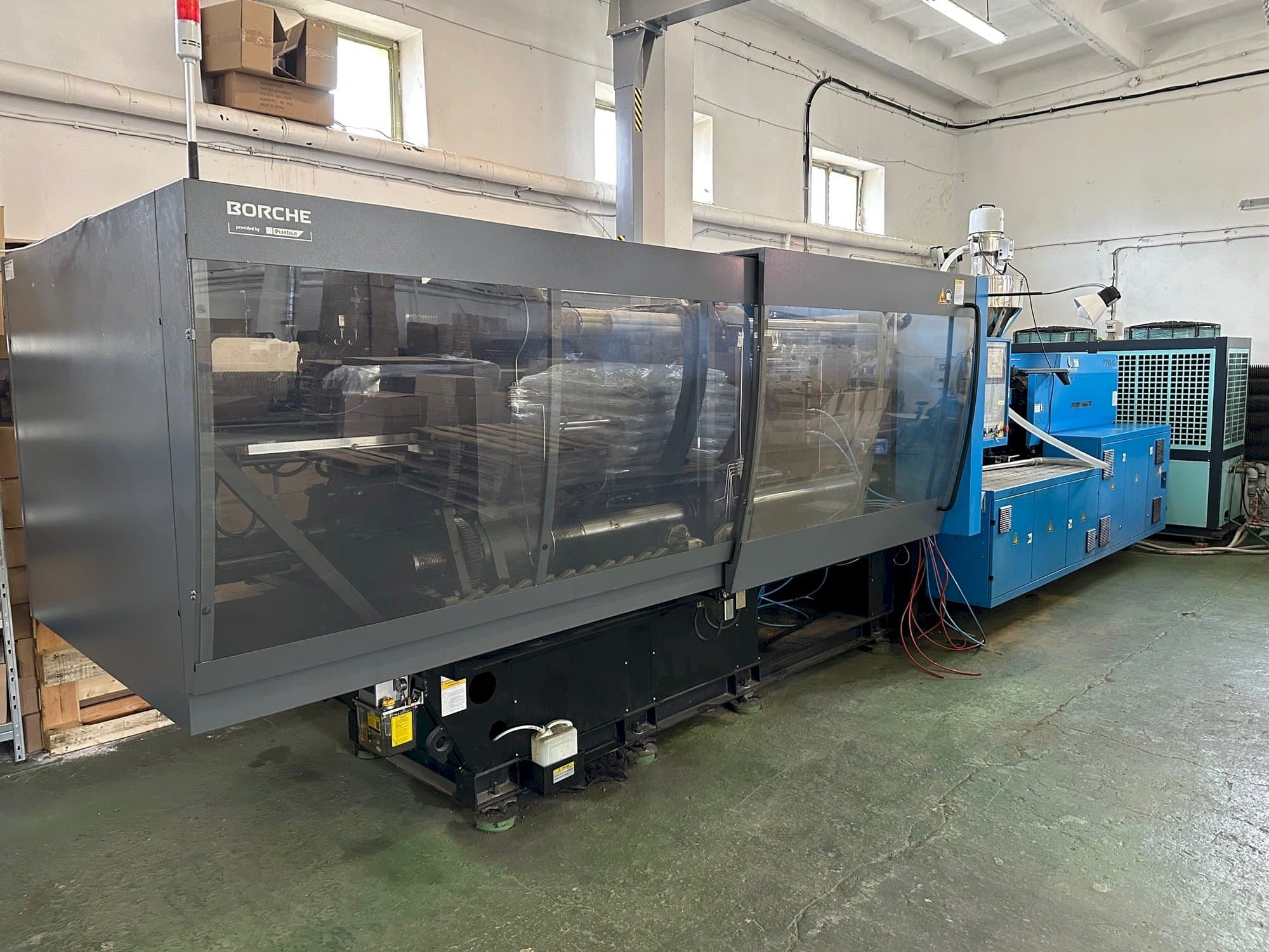 Front view of BORCHÊ BS400 Economic machine