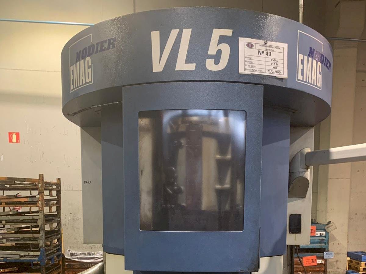 Front view of EMAG VL 5  machine