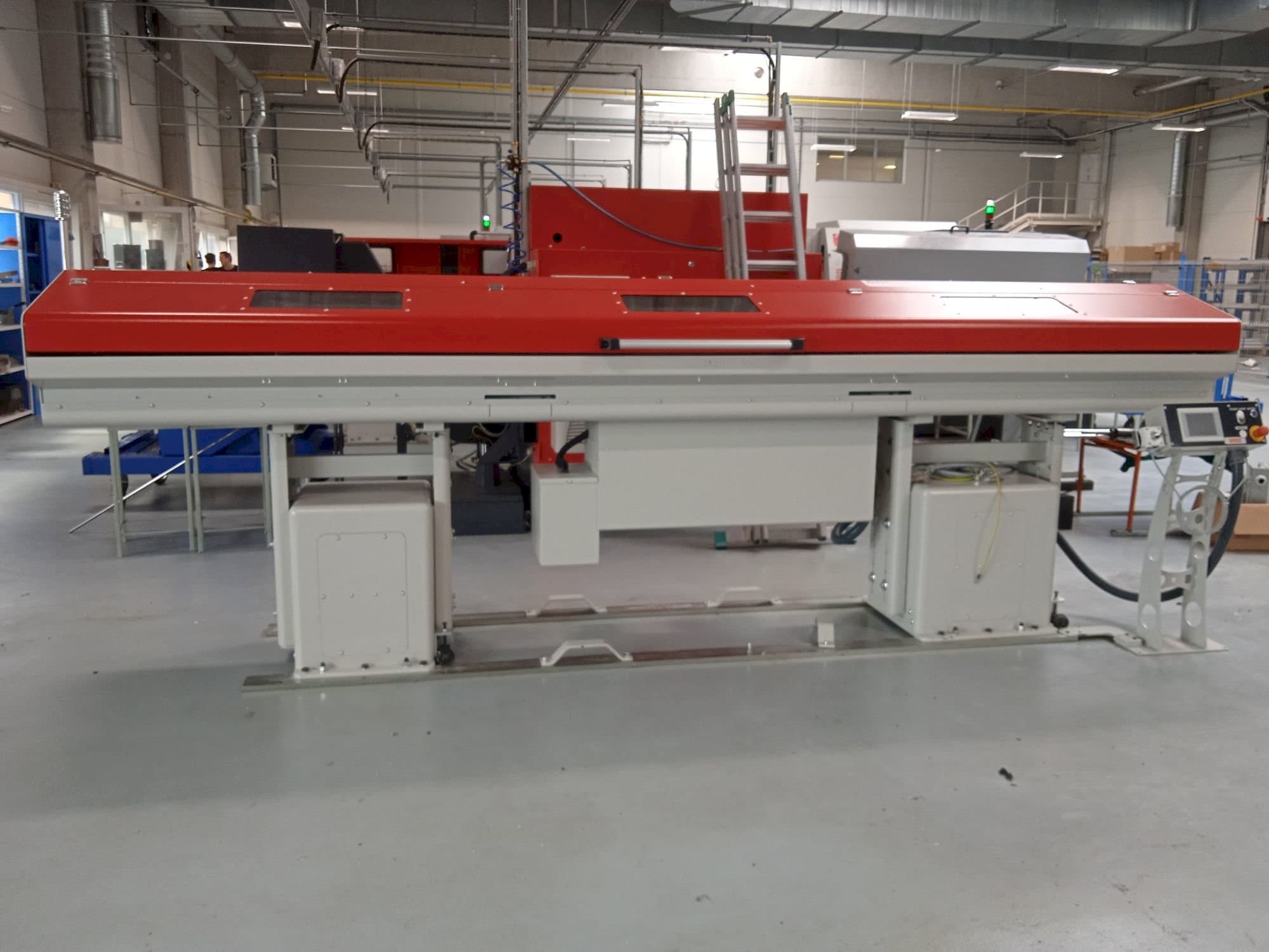 Front view of TOP Automazioni ETL8-42 machine