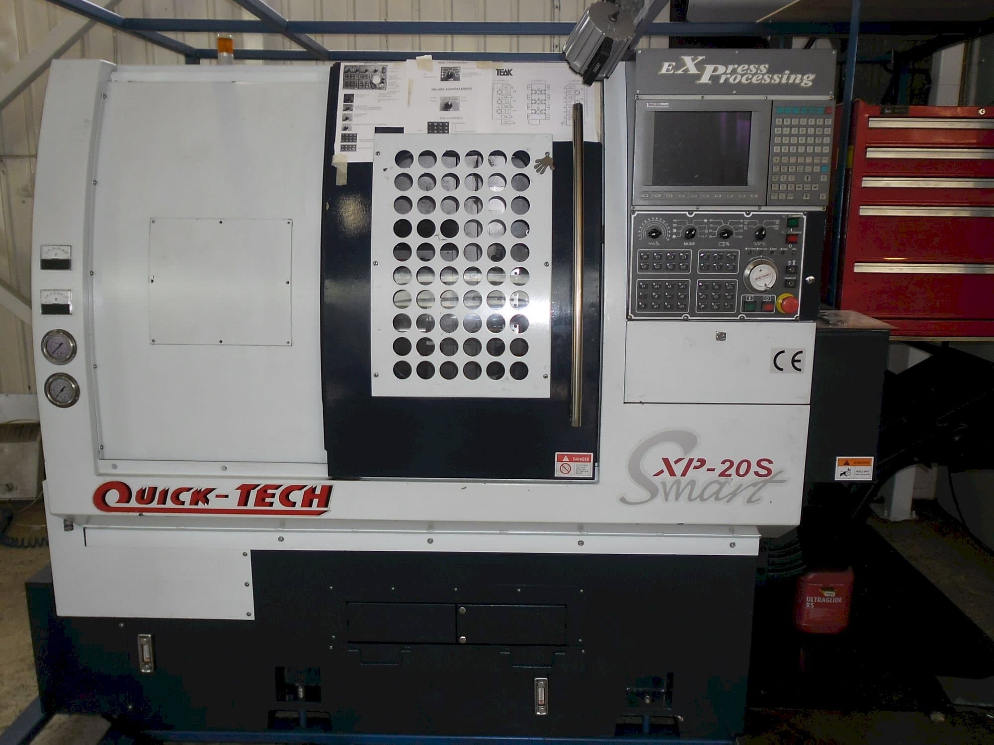 Front view of Quick-Tech XP-20S machine