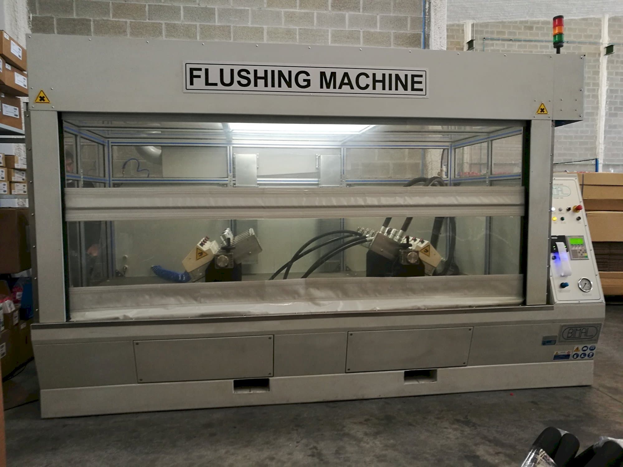 Front view of BIMAL Flush 4 machine