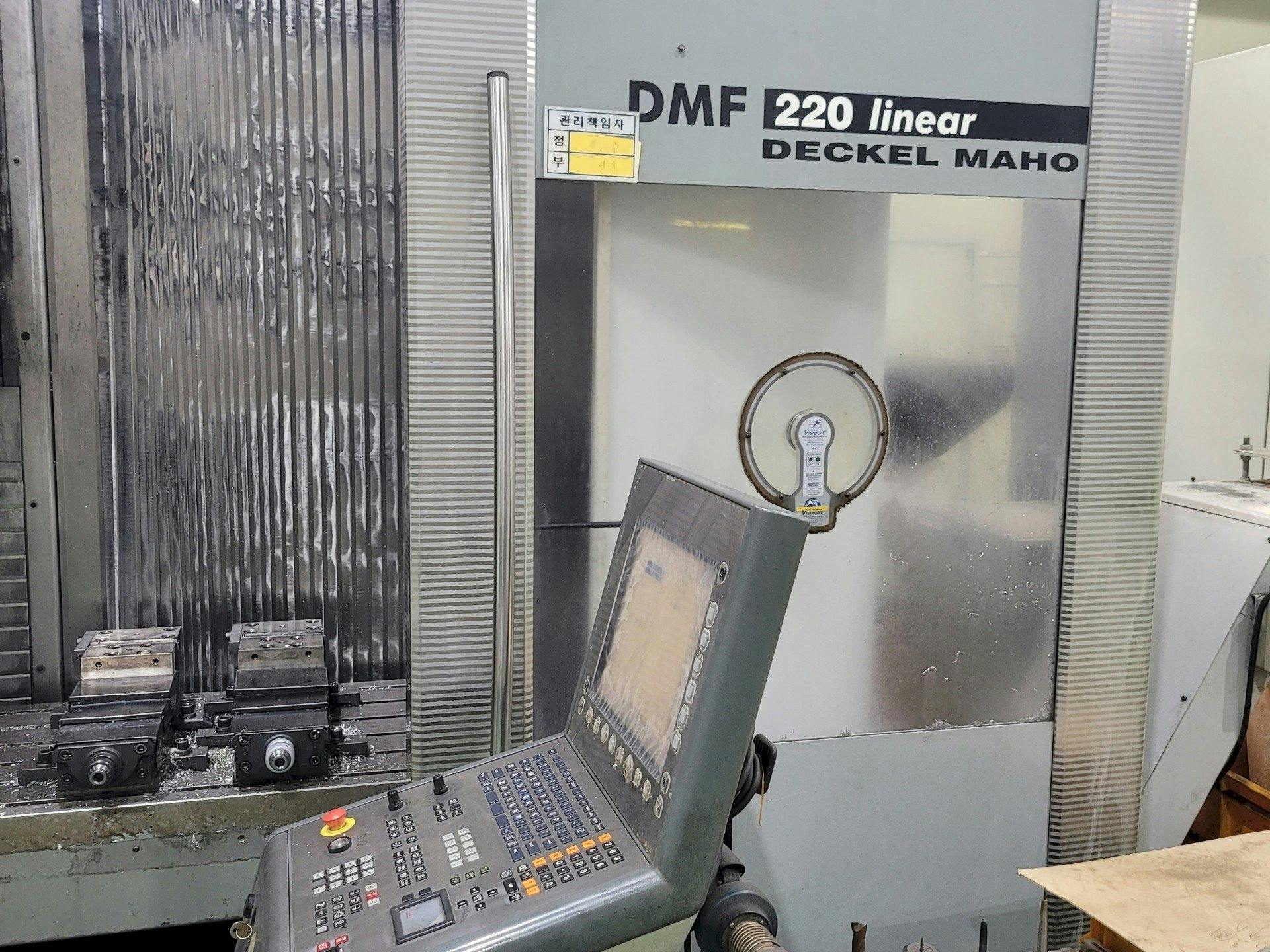 Front view of DECKEL MAHO DMF 220 Linear  machine