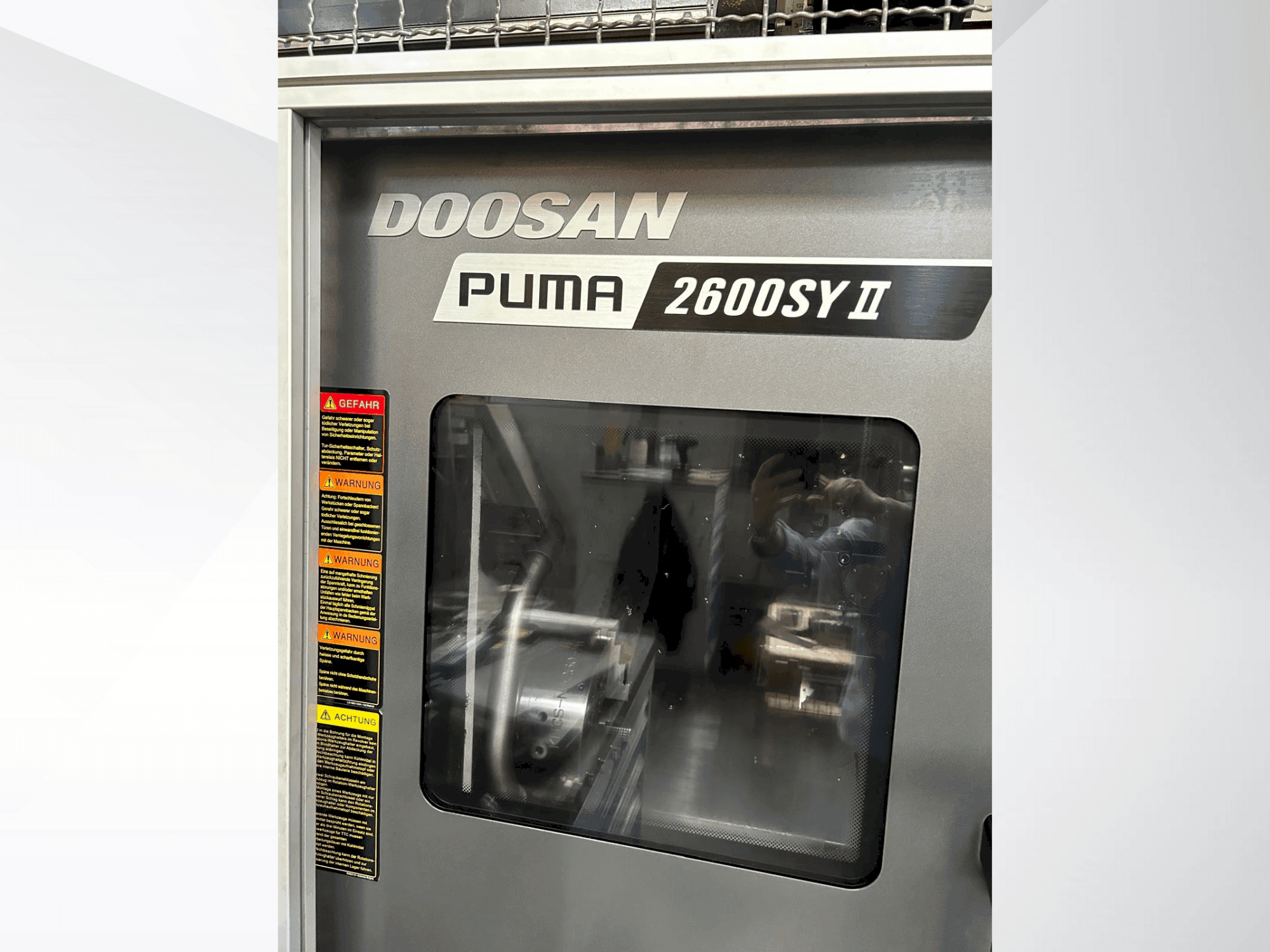 Front view of DOOSAN Puma 2600 SY II  machine