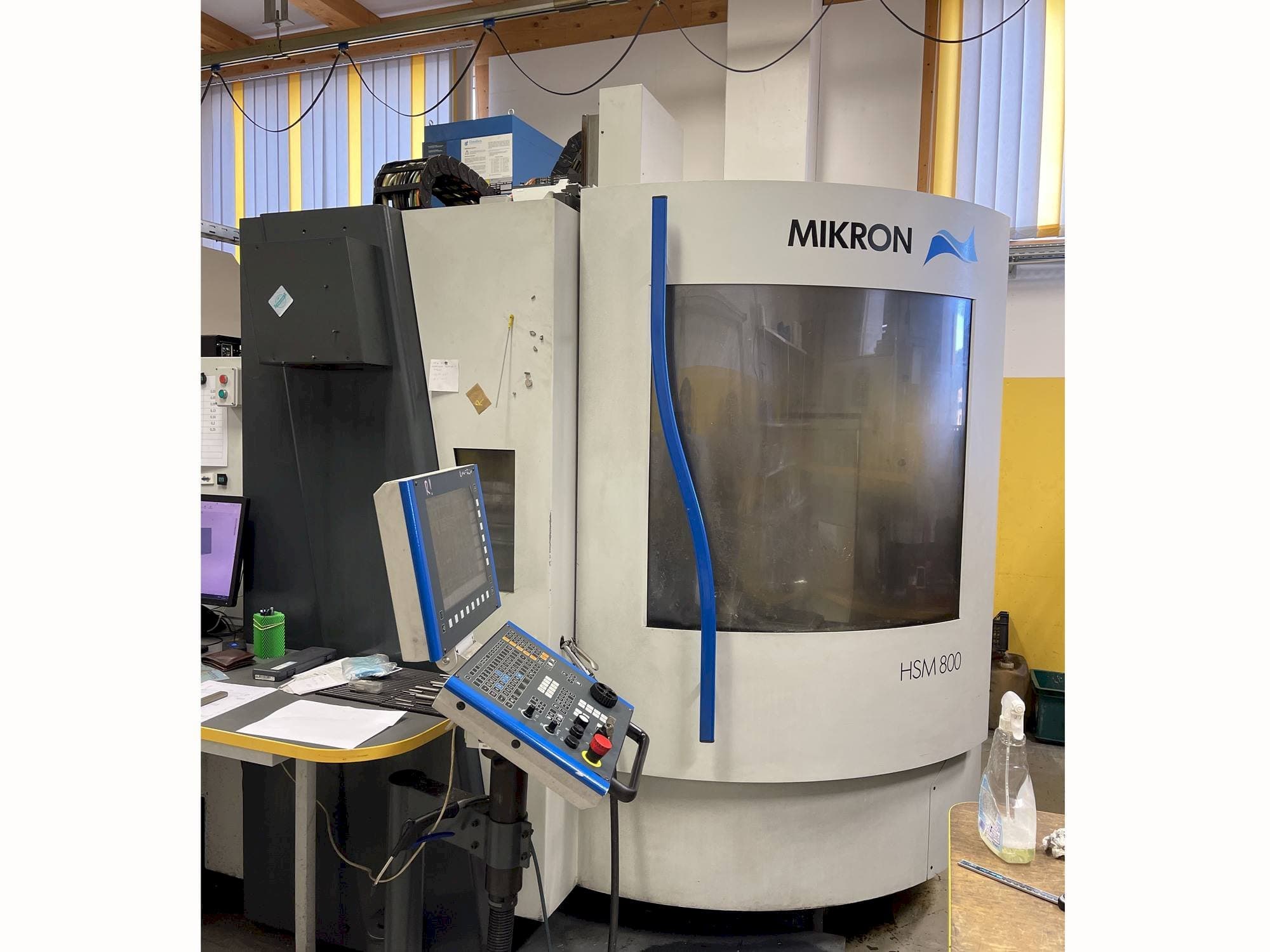 Front view of MIKRON HSM800 machine