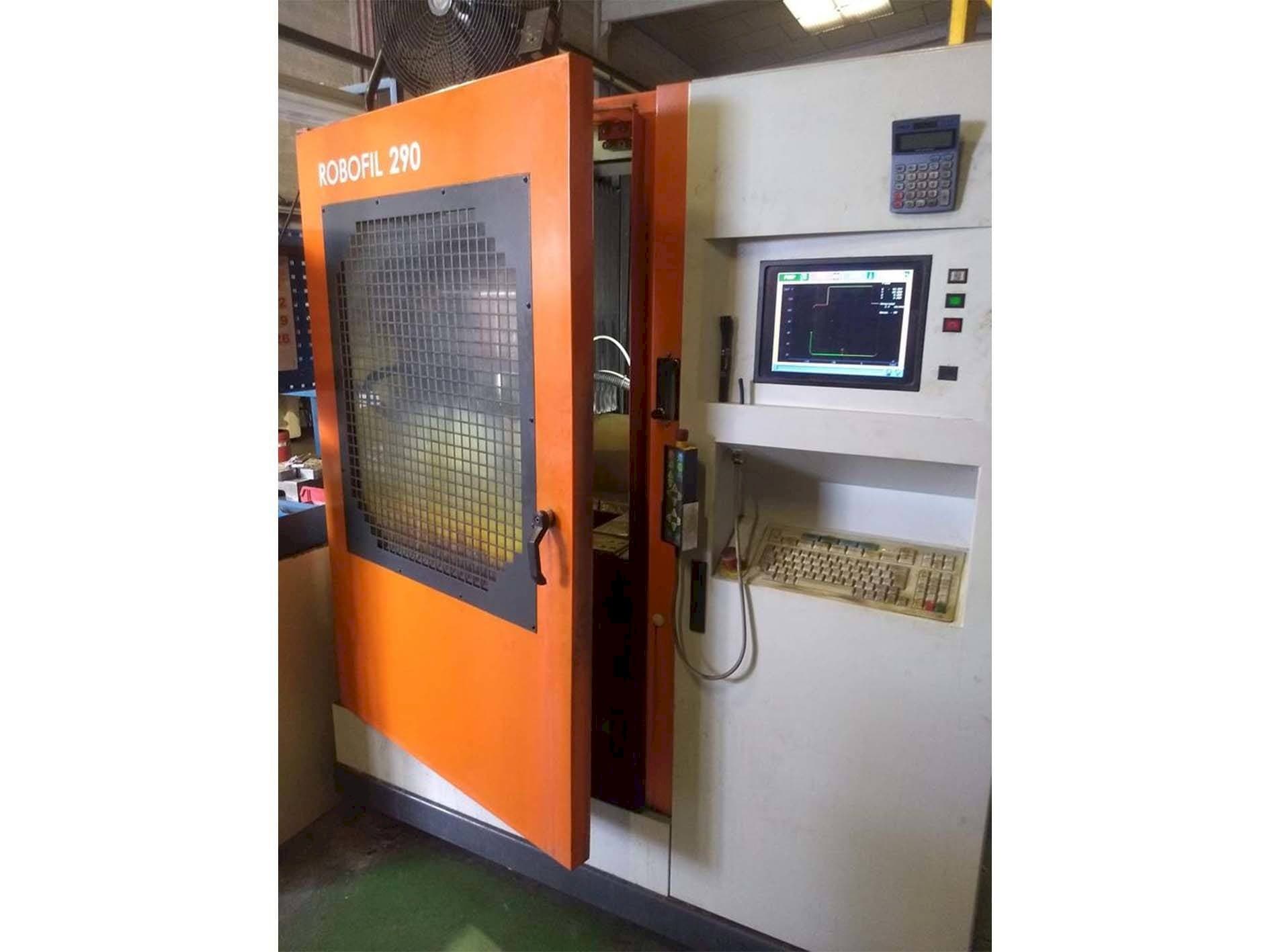 Front view of CHARMILLES Robofil 290P machine