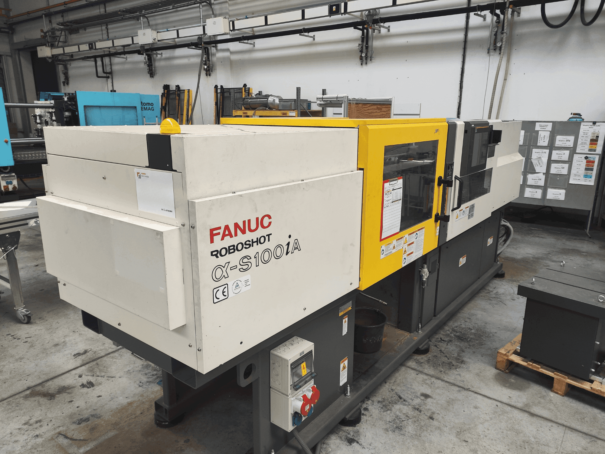 Front view of FANUC α-S100A machine