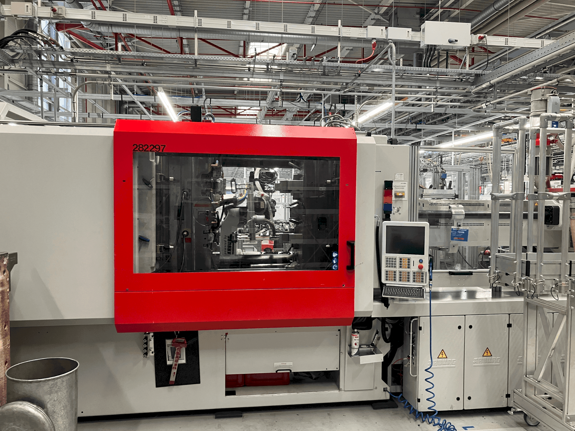 Front view of Arburg Allrounder 920 S 5000-2100 machine