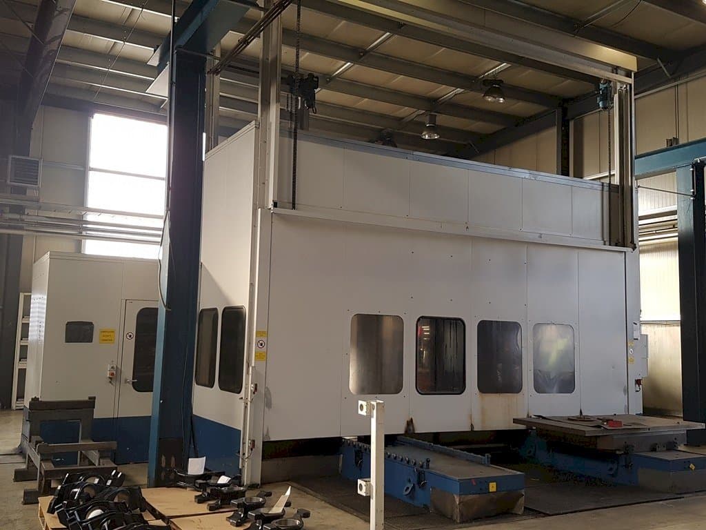 Front view of PEGARD FLEXIVIT 3 machine