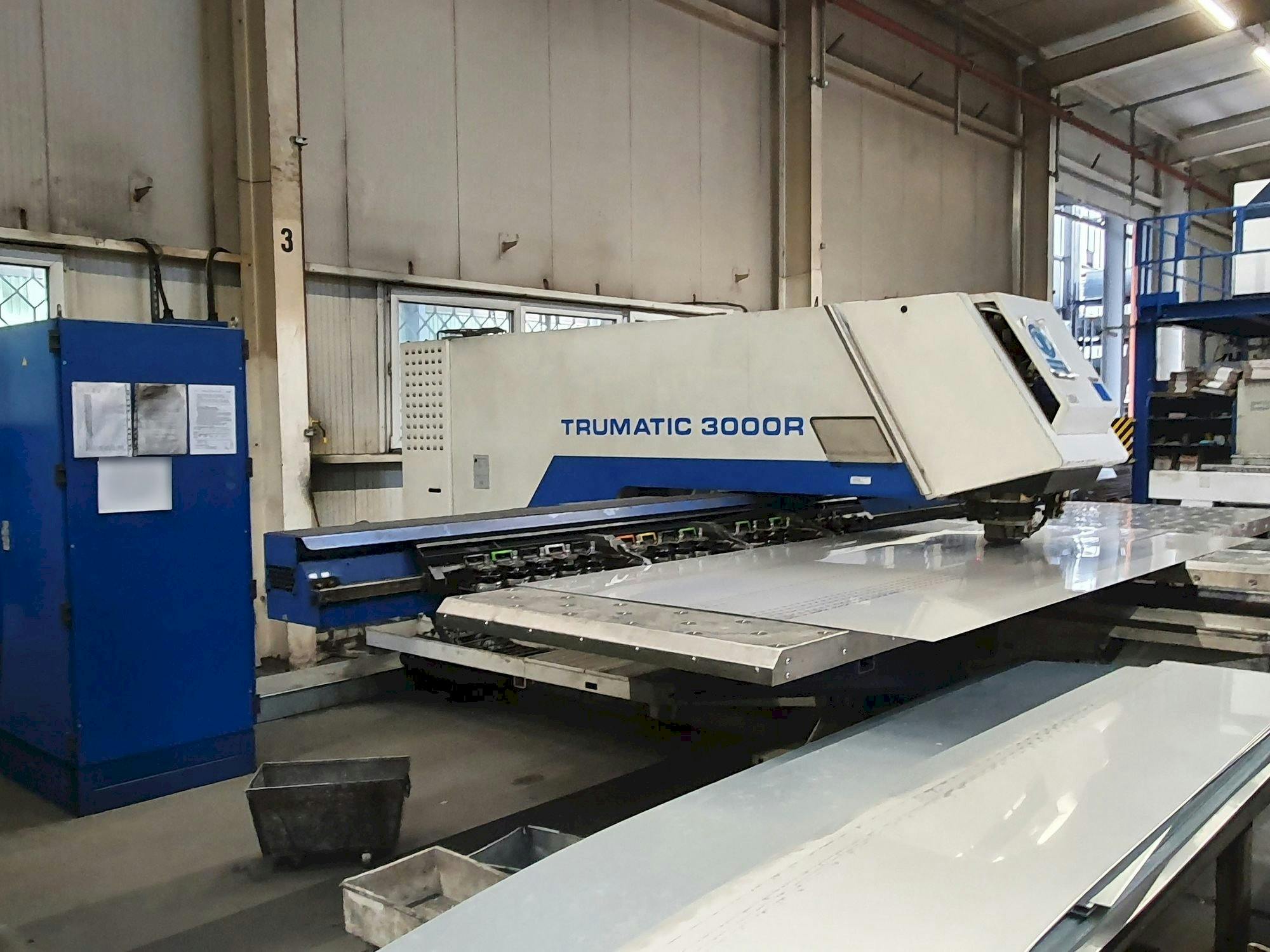 Front view of Trumpf Trumatic 3000R  machine