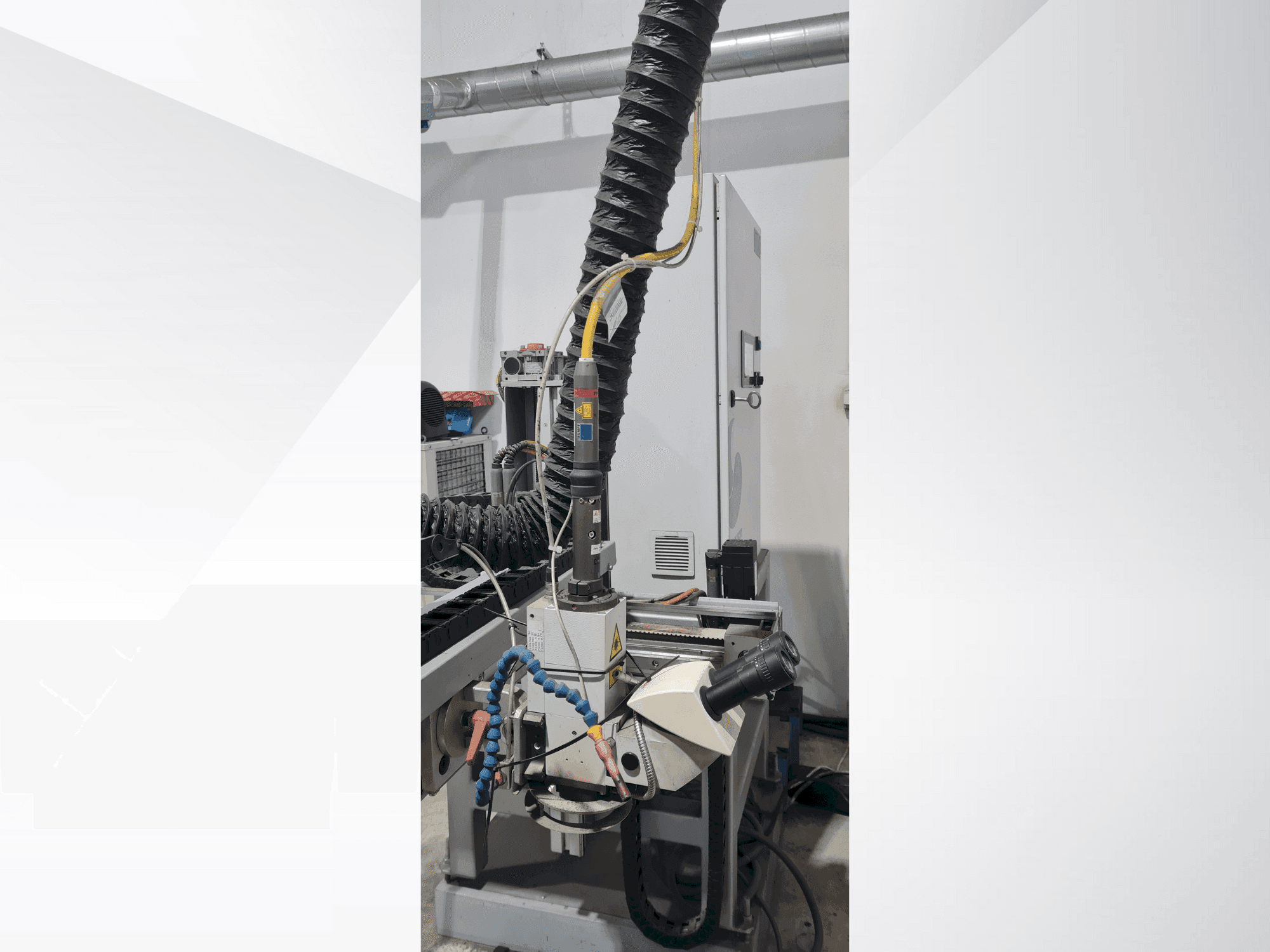 Front view of TRUMPF TRUPULSE 304  machine