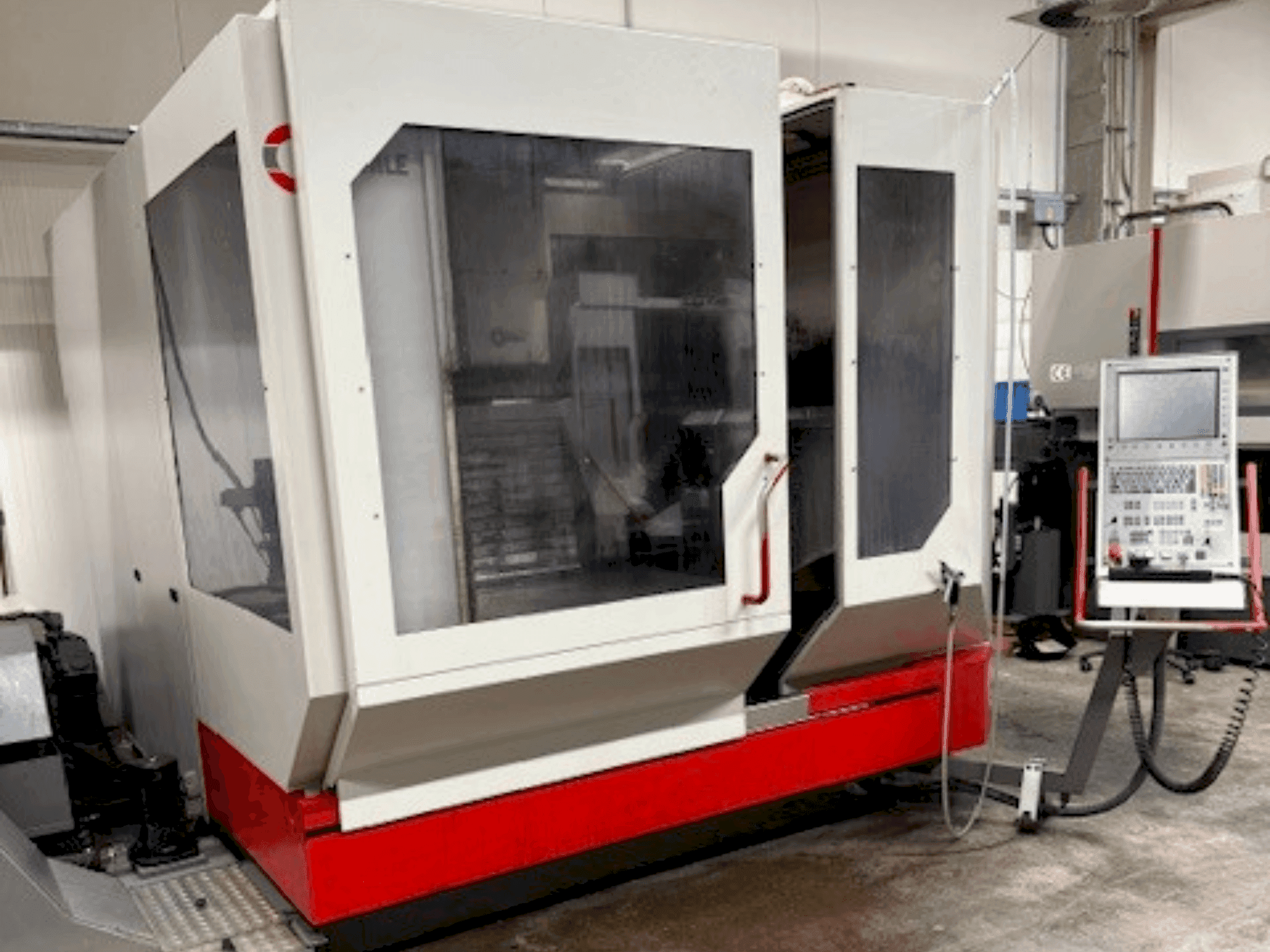Front view of HERMLE U 1130  machine