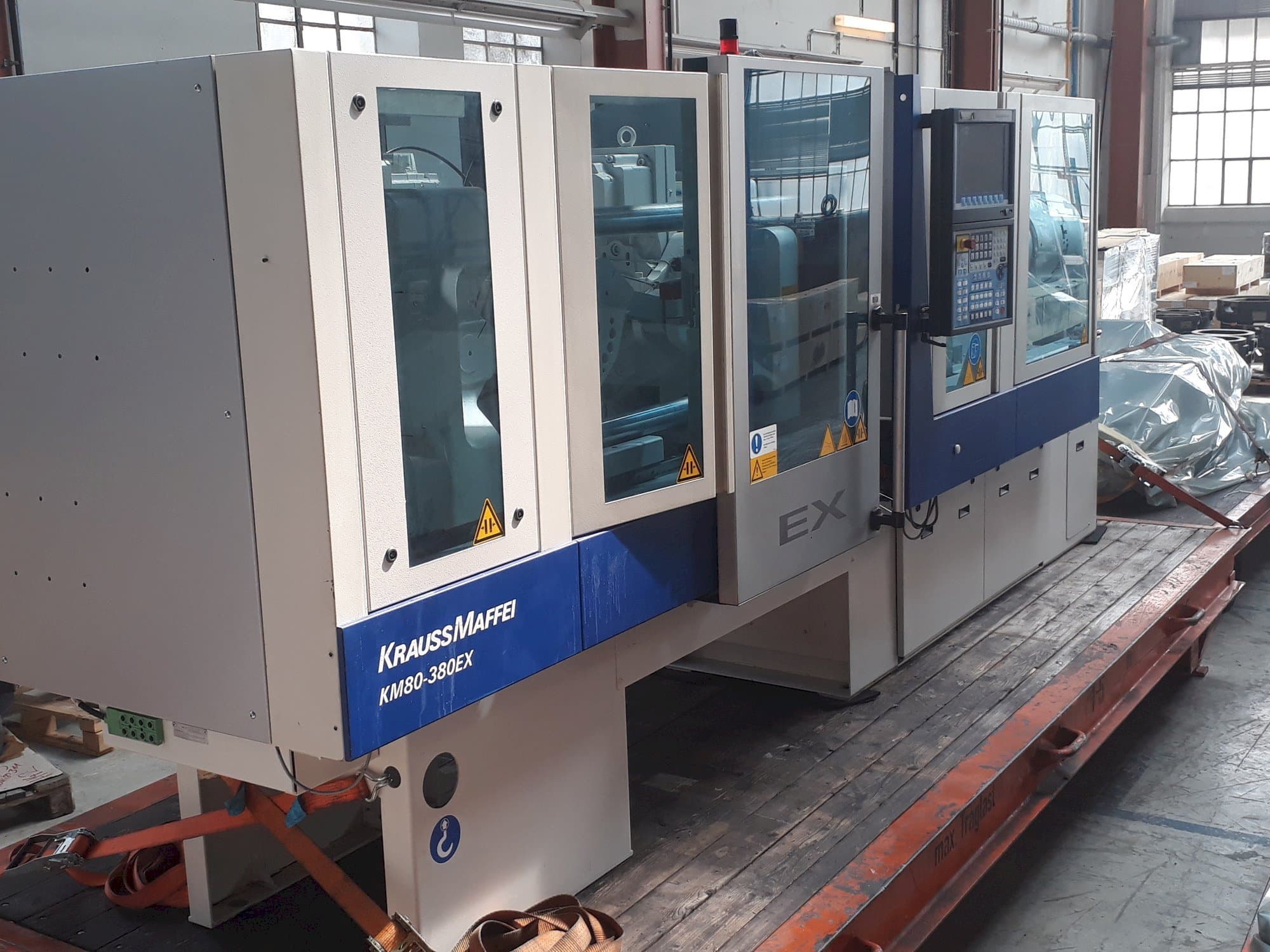 Front view of Krauss Maffei 80-380 EX  machine