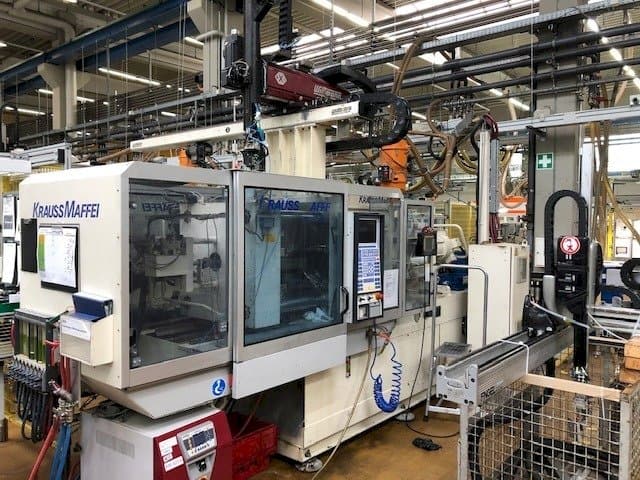 Front view of Krauss Maffei 150-700 C2 machine