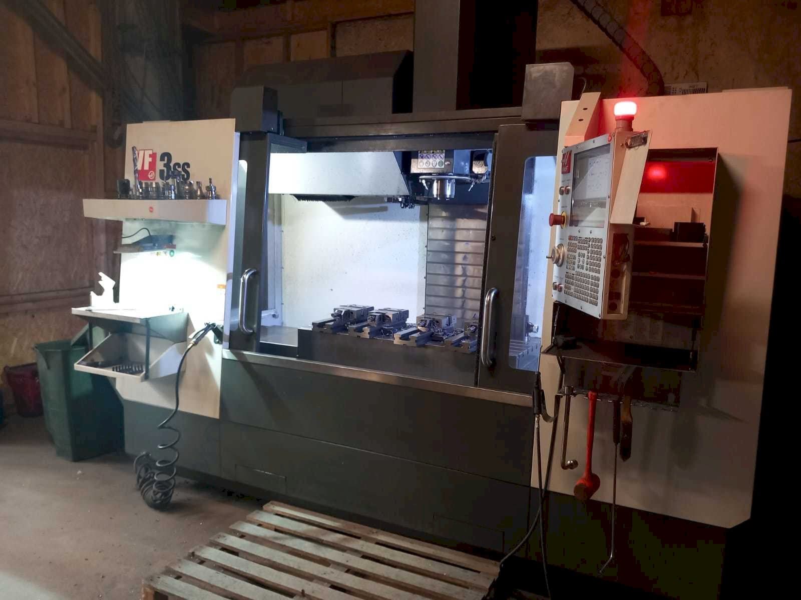 Front view of HAAS VF3SS  machine