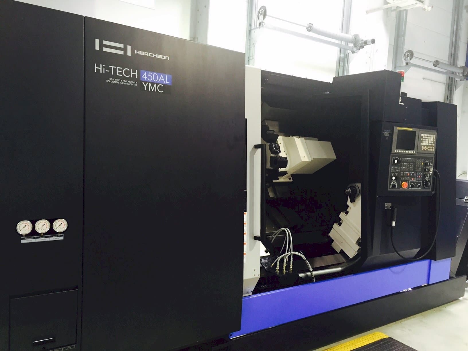 Front view of HWACHEON HI-TECH 450AL YMC machine