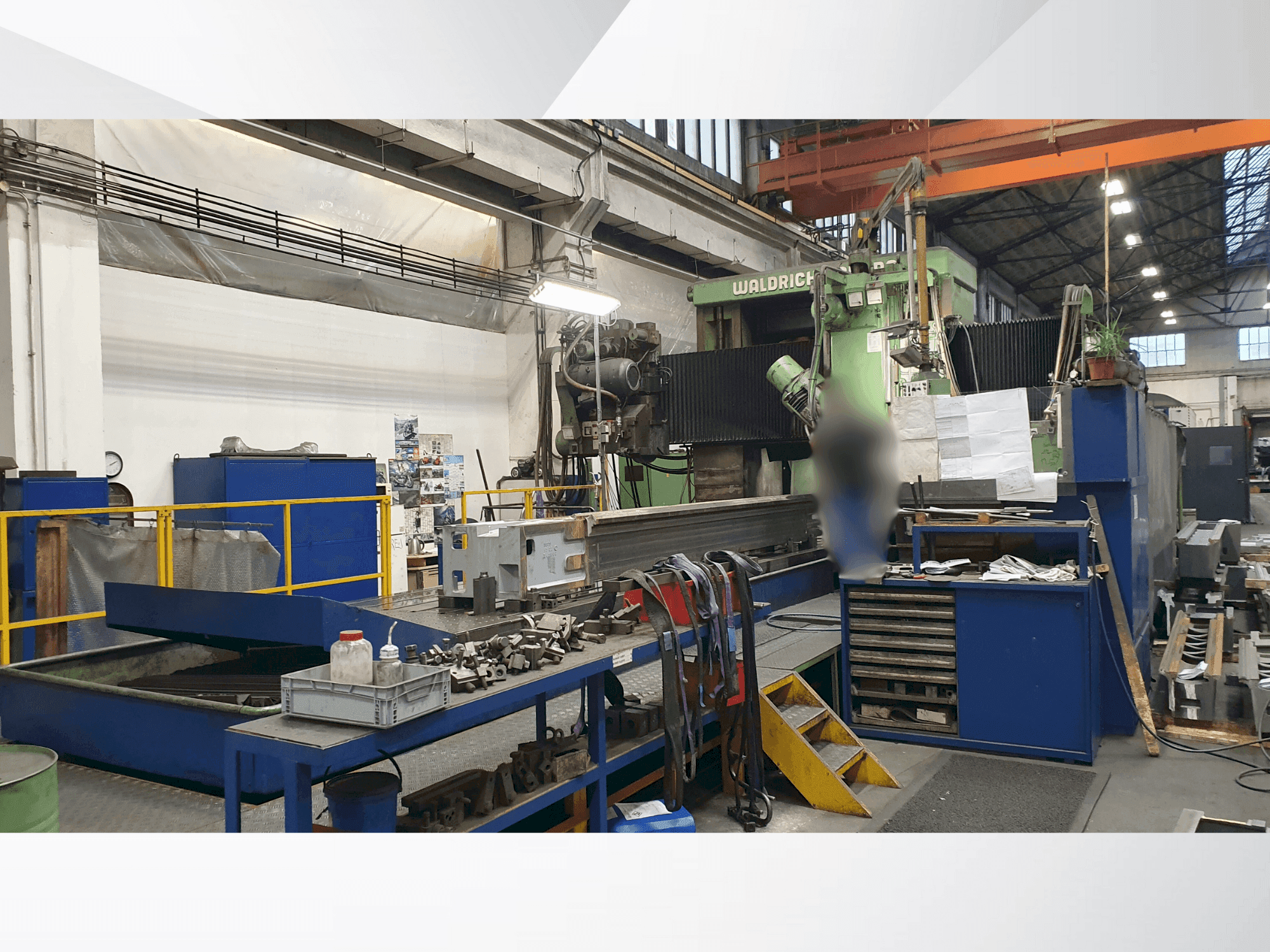 Front view of WALDRICH COBURG 30-15 S 3030 machine