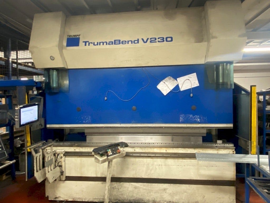 Front view of Trumpf TrumaBend V230  machine