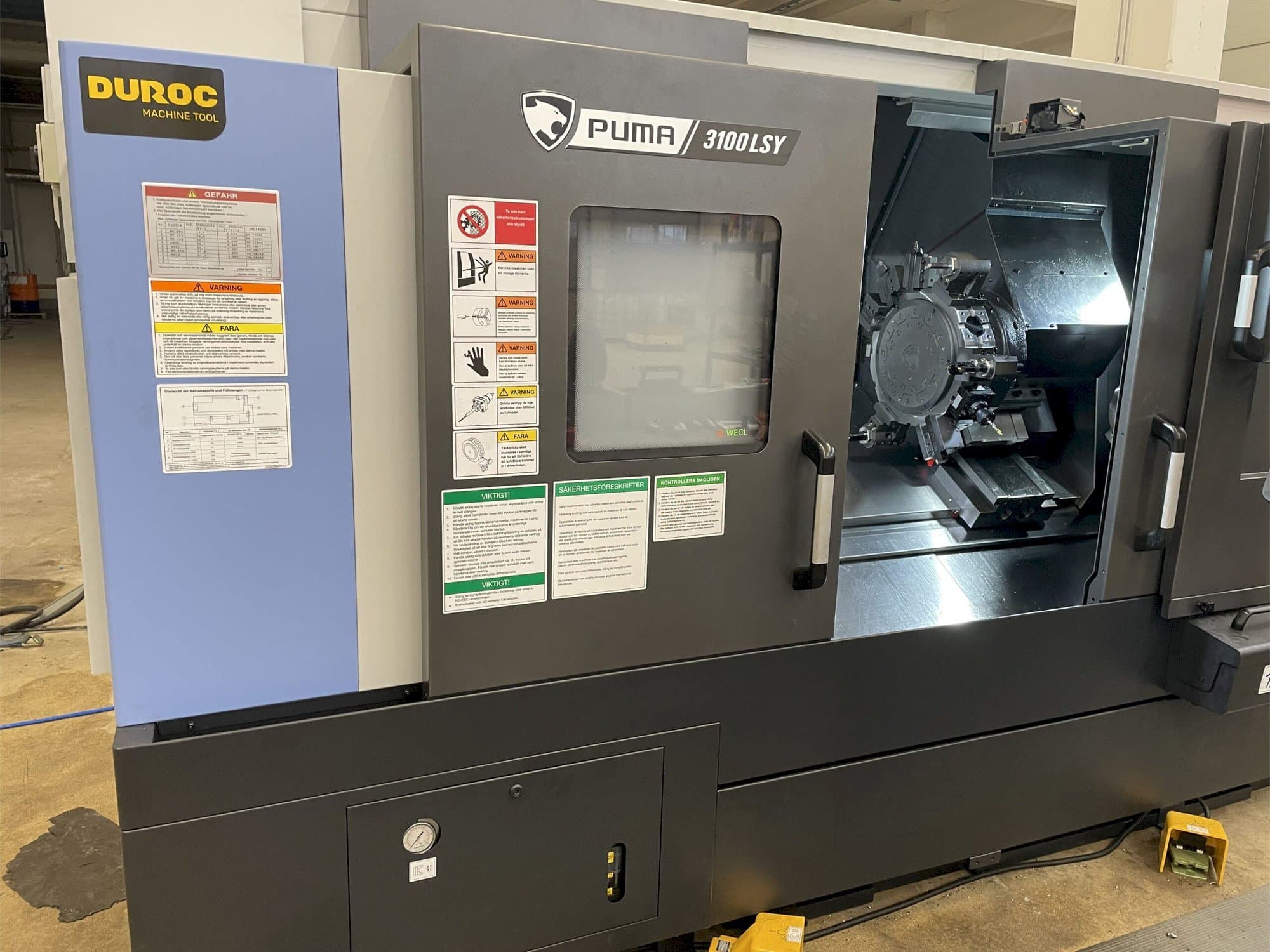Front view of Doosan Puma machine