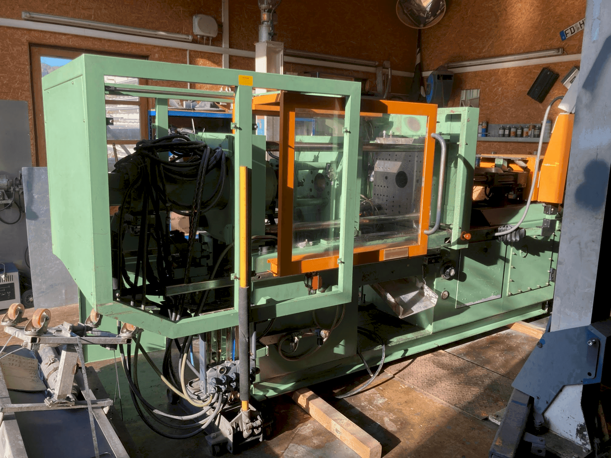 Front view of FERROMATIK K75-S  machine