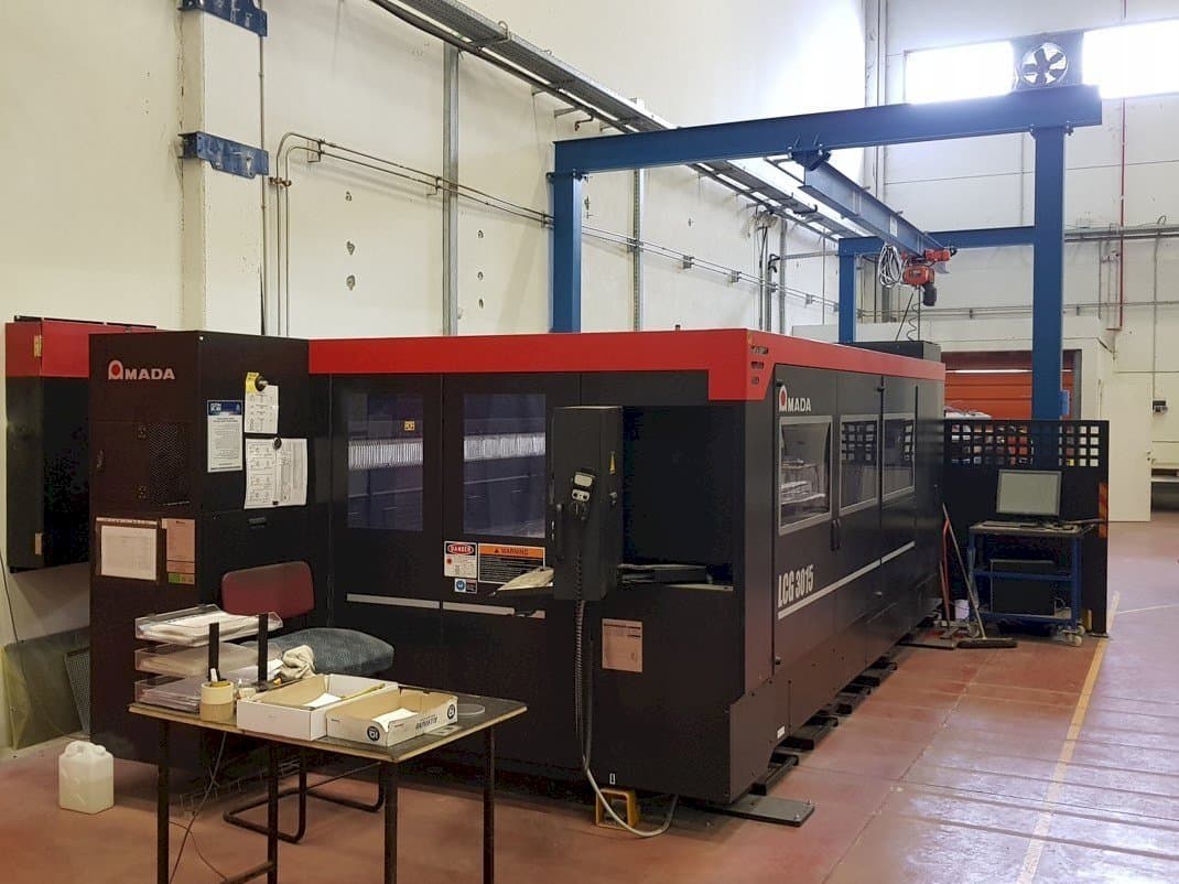 Front view of AMADA Lcg 3015 machine