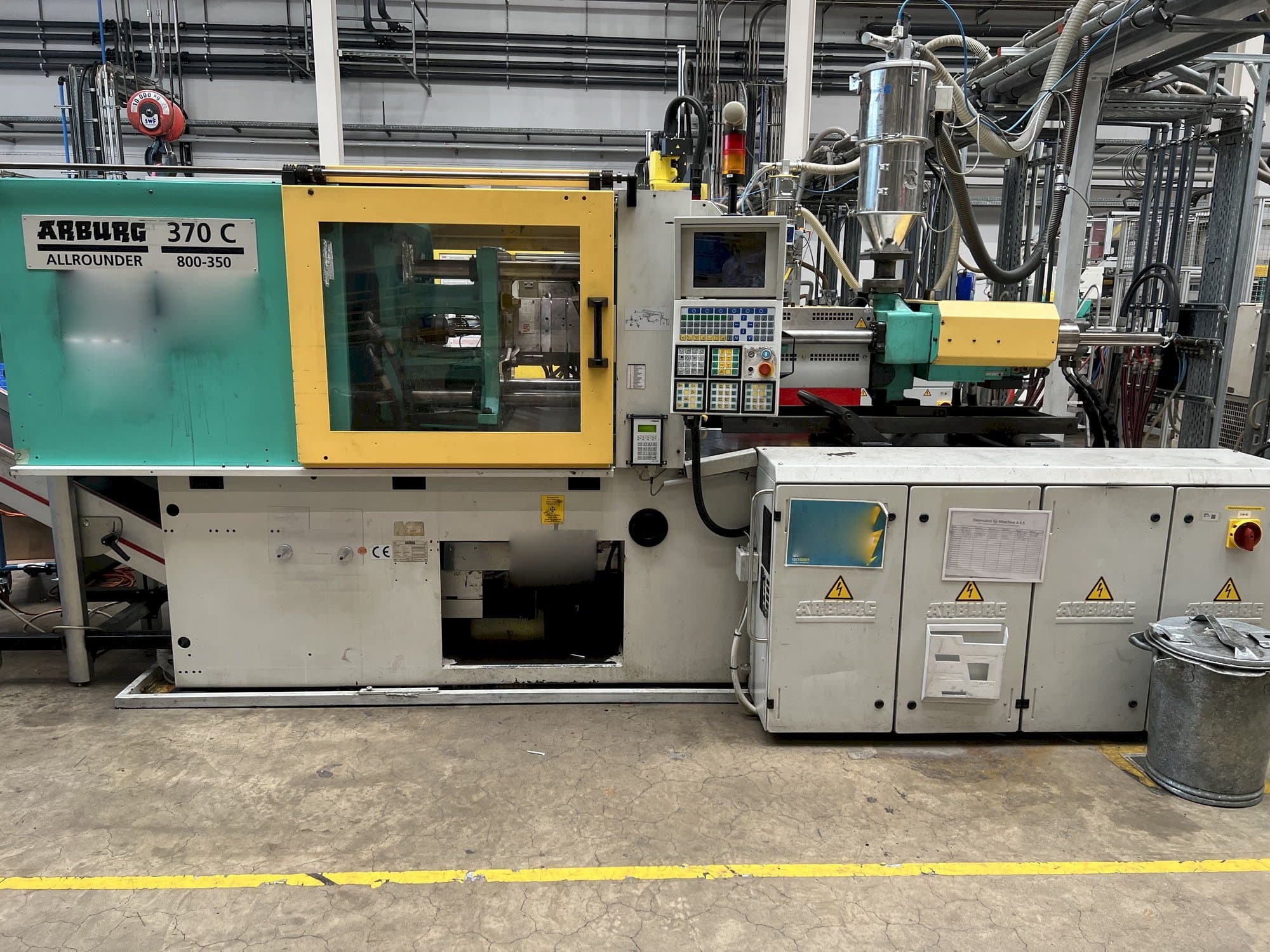 Front view of Arburg 370C-800-350  machine