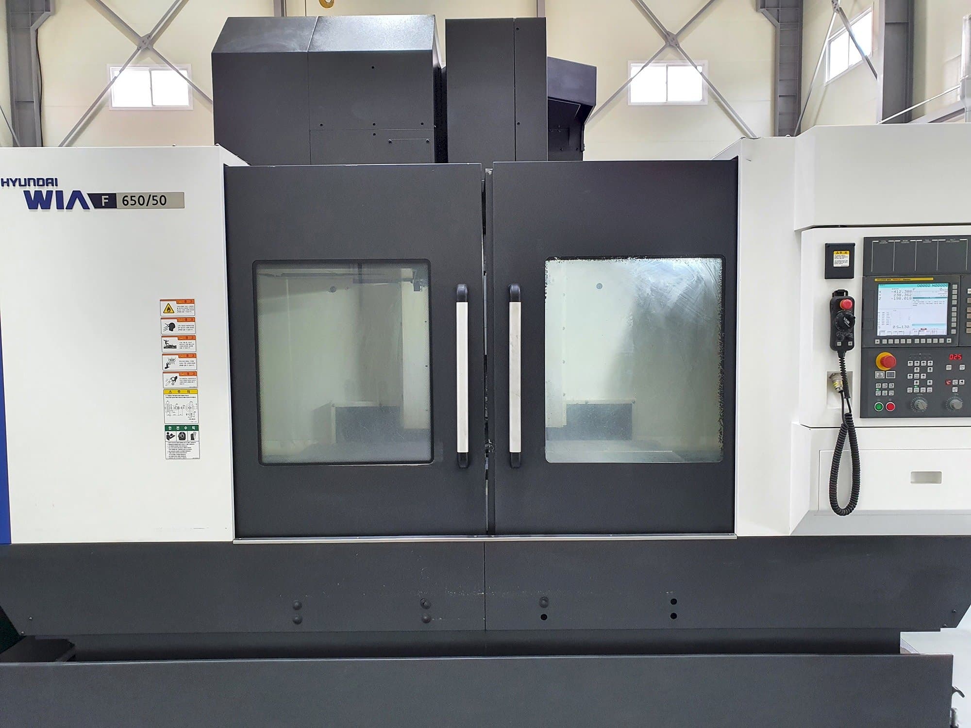 Front view of Hyundai Wia F650/50 machine