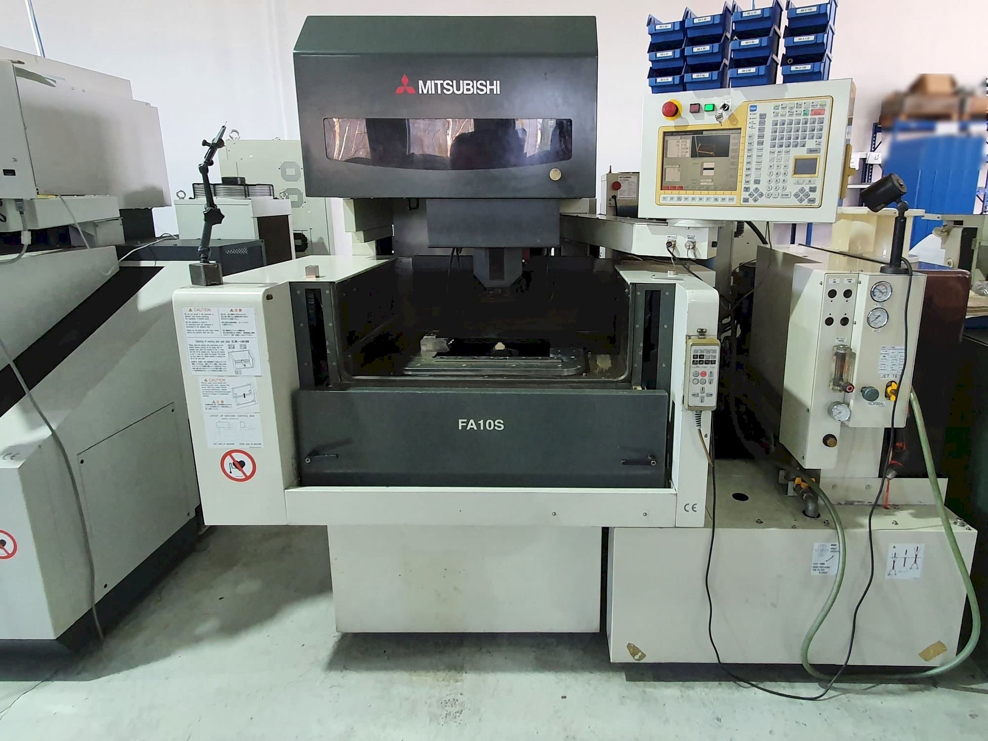 Front view of Mitsubishi FA10SM  machine