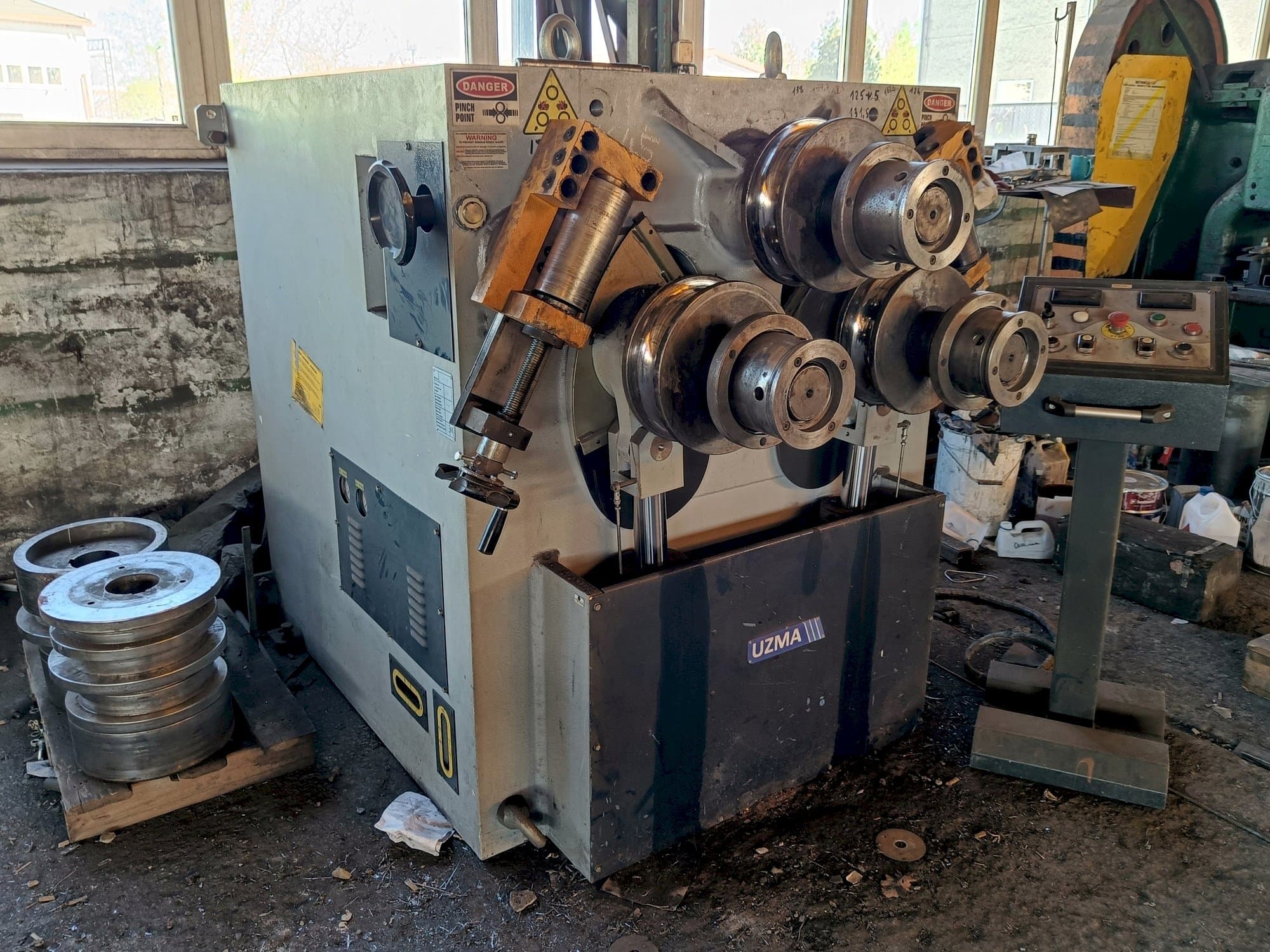 Front view of UZMA UPB-100 machine