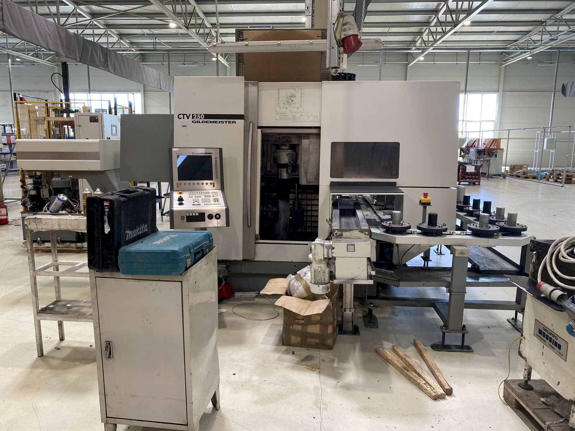 Front view of DMG GILDEMEISTER CTV 250 (V3) machine