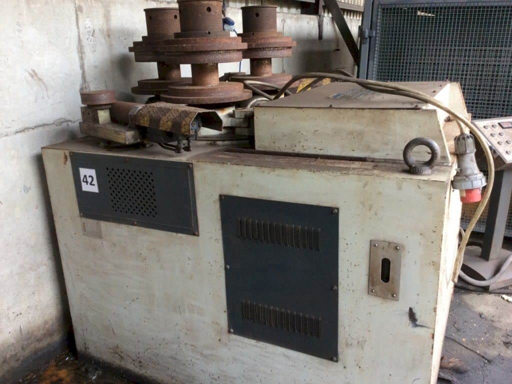 Front view of Sahinler HPK-120  machine
